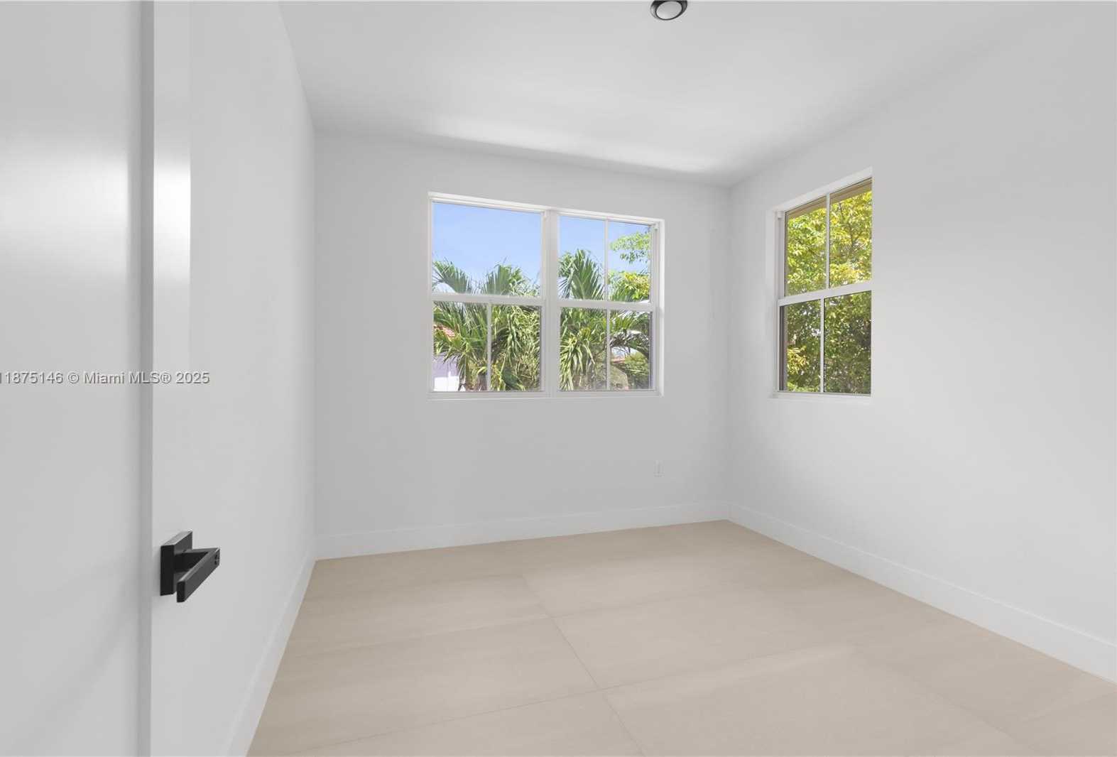 Small Image of 10829 NORTH WEST 79TH ST, Doral Number 22