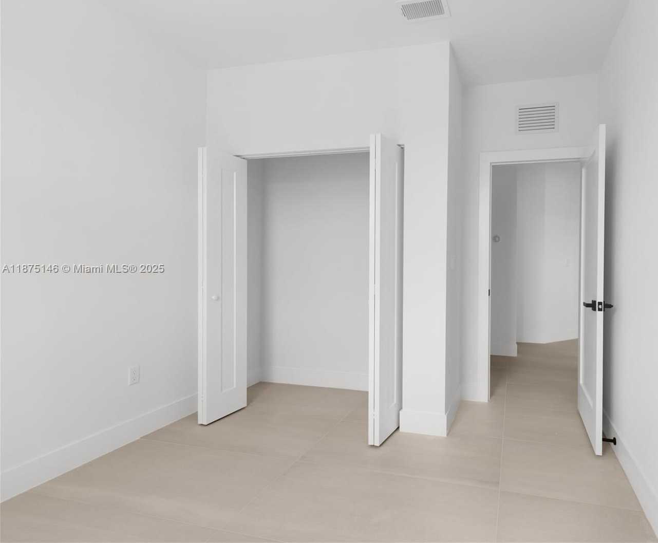 Small Image of 10829 NORTH WEST 79TH ST, Doral Number 37