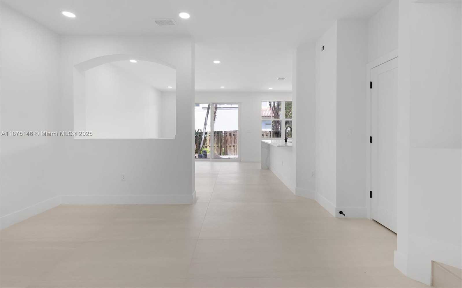 Small Image of 10829 NORTH WEST 79TH ST, Doral Number 7