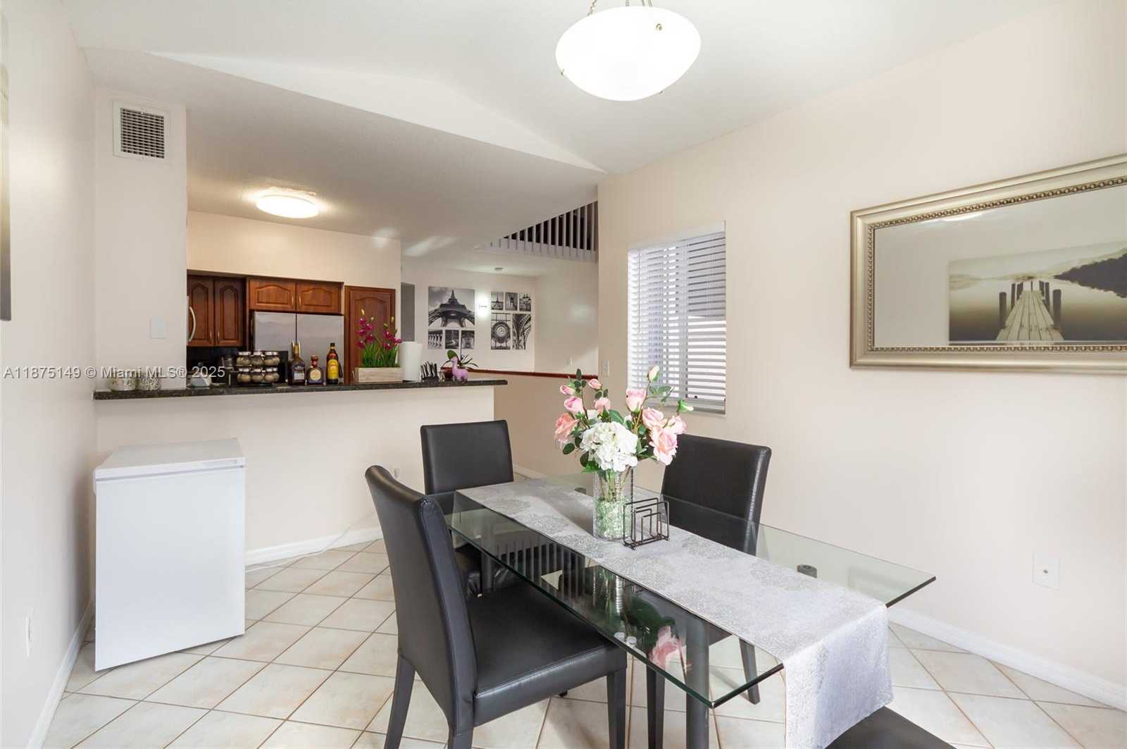 Small Image of 10245 SOUTH WEST 154TH CIR CT #107-7, Miami Number 4