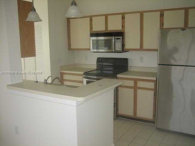 Small Image of 2820 NORTH OAKLAND FOREST DR #106, Oakland Park Number 6