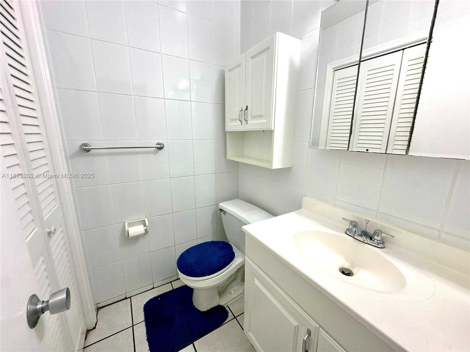Small Image of 5300 WASHINGTON ST #A139, Hollywood Number 13