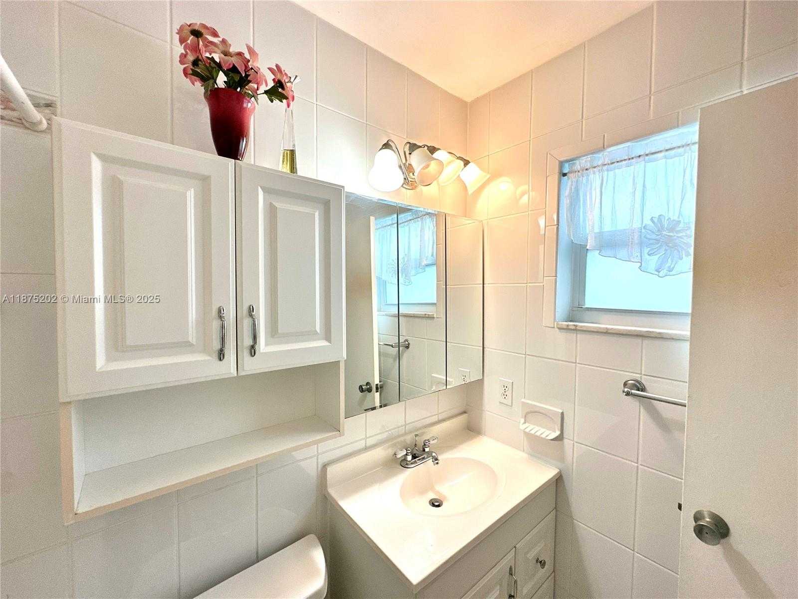 Small Image of 5300 WASHINGTON ST #A139, Hollywood Number 21