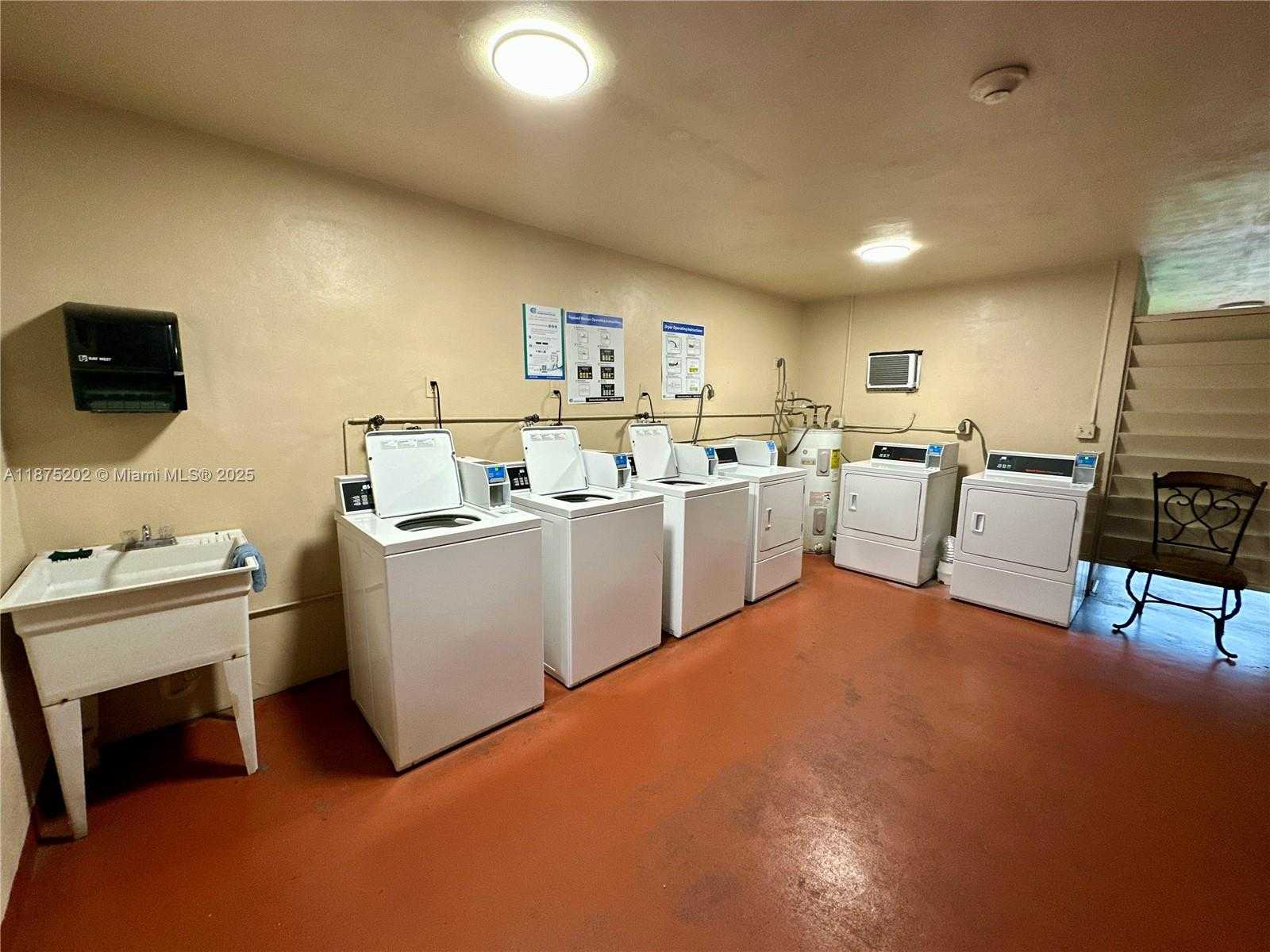 Small Image of 5300 WASHINGTON ST #A139, Hollywood Number 23