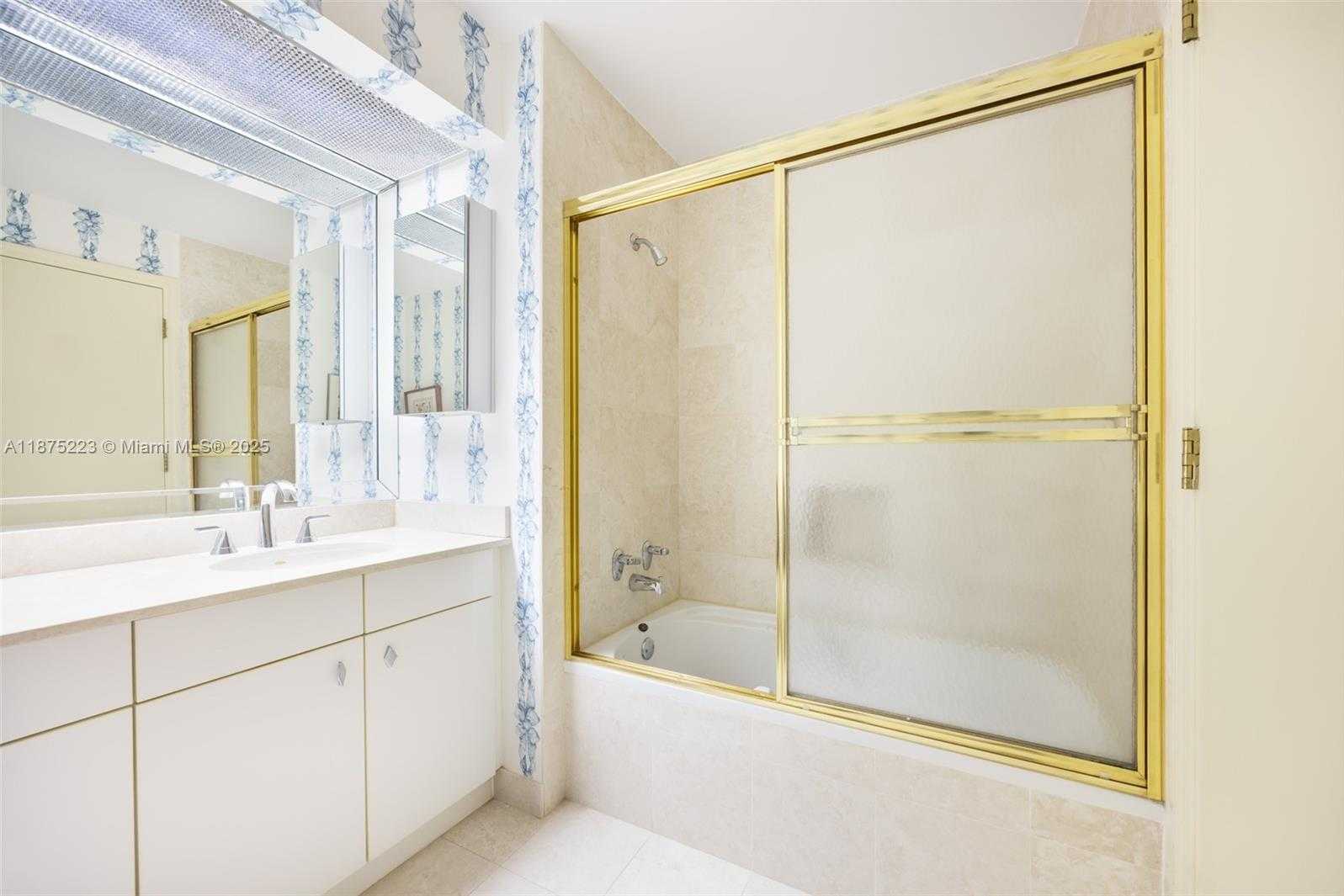 Small Image of 10101 COLLINS AVE #5F, Bal Harbour Number 15