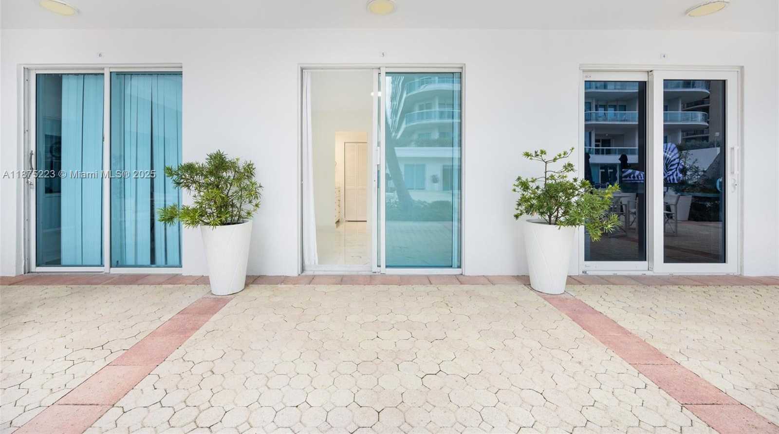 Small Image of 10101 COLLINS AVE #5F, Bal Harbour Number 27
