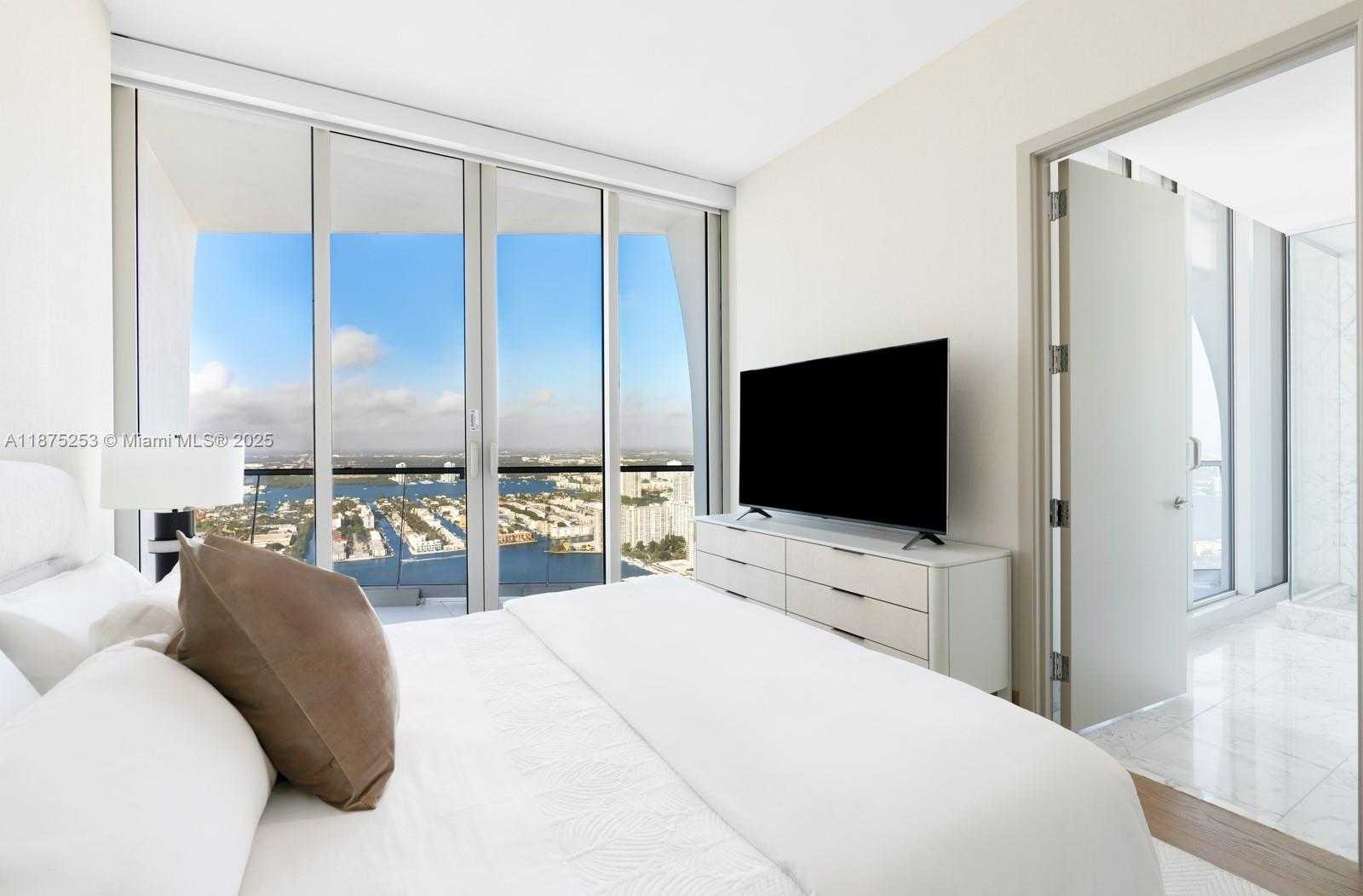 Small Image of 16901 COLLINS AVE #5105, Sunny Isles Beach Number 18