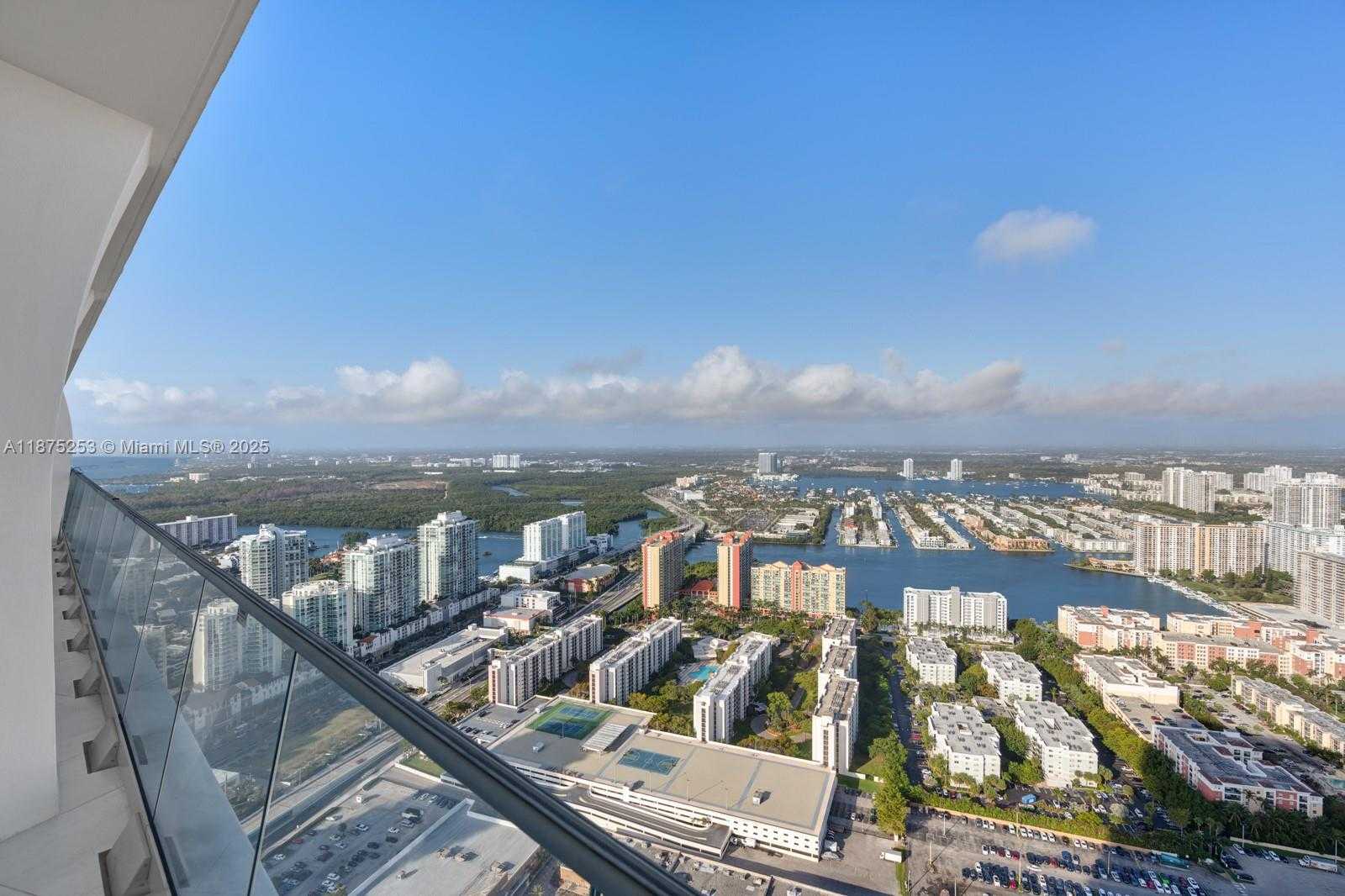 Small Image of 16901 COLLINS AVE #5105, Sunny Isles Beach Number 20