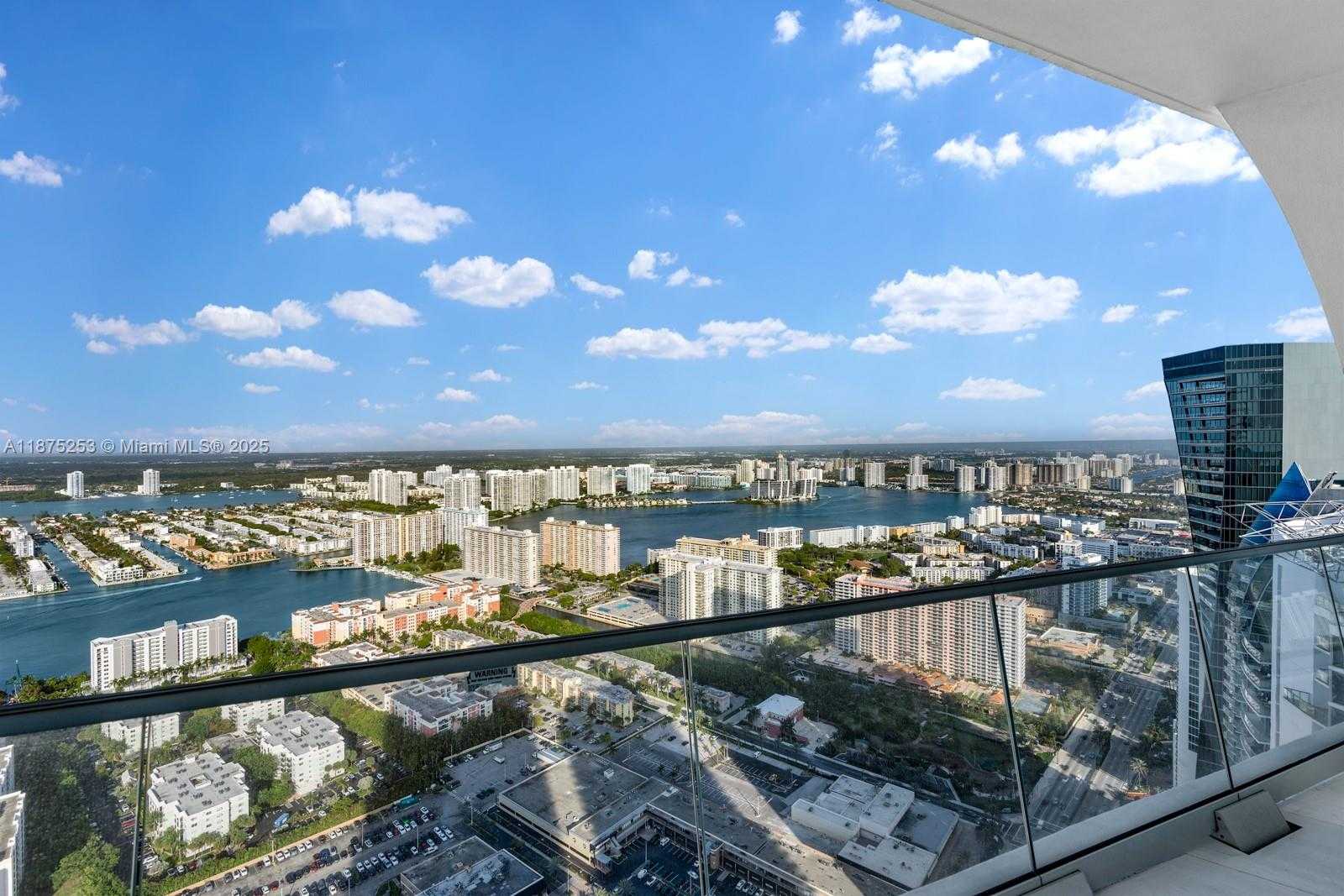 Small Image of 16901 COLLINS AVE #5105, Sunny Isles Beach Number 22