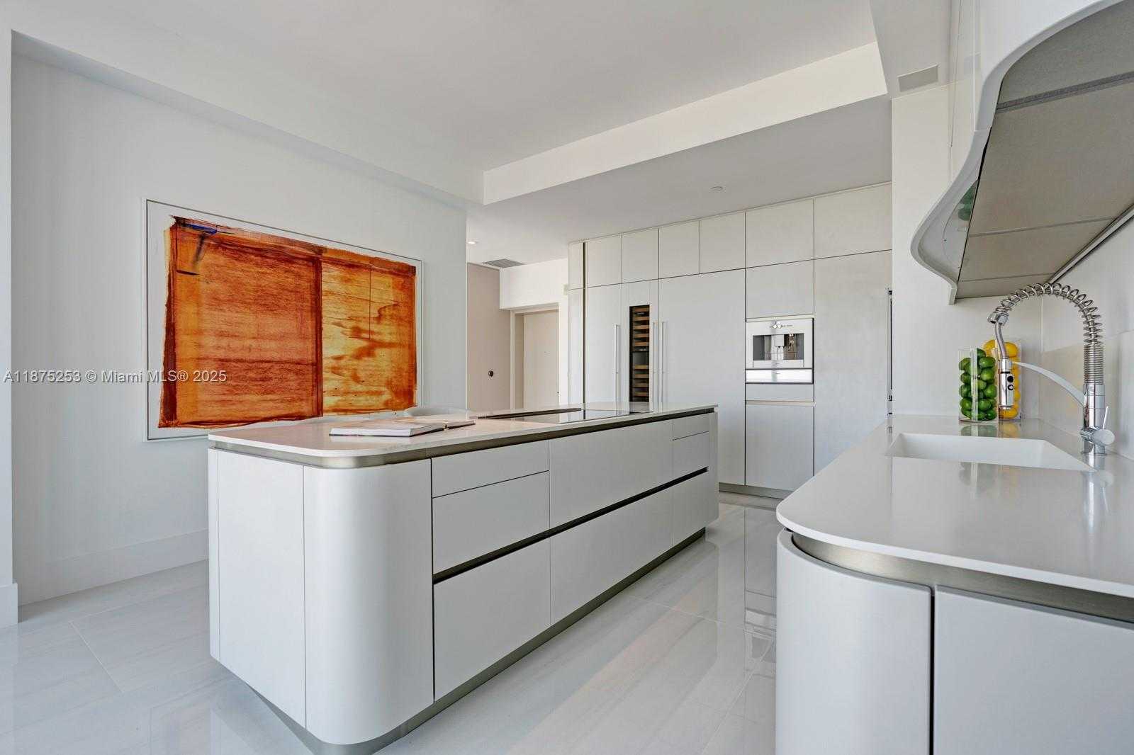 Small Image of 16901 COLLINS AVE #5105, Sunny Isles Beach Number 23