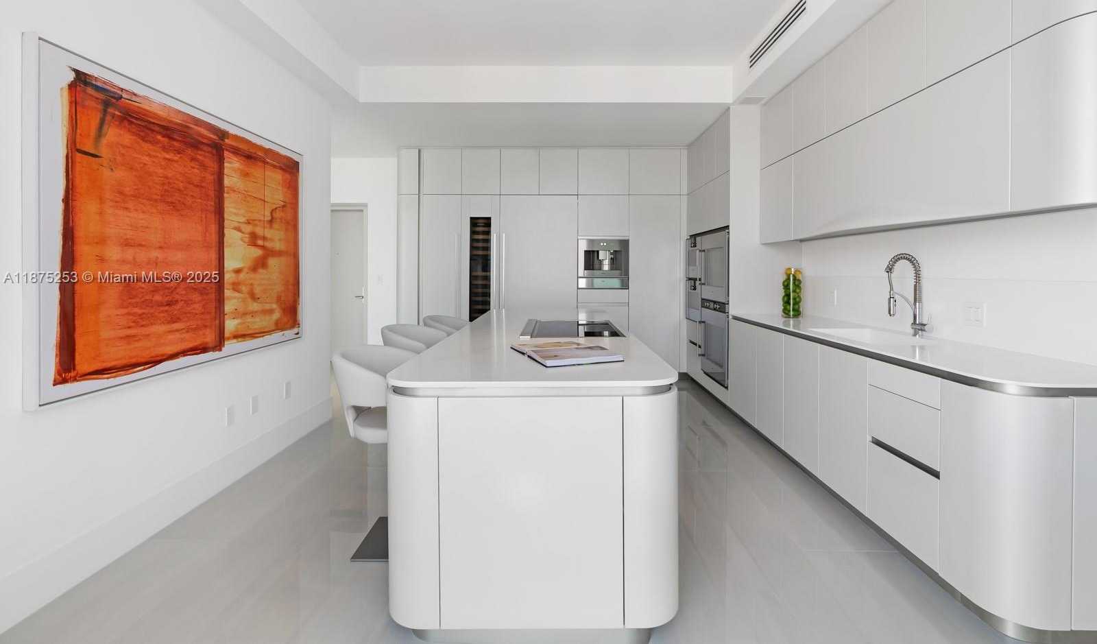 Small Image of 16901 COLLINS AVE #5105, Sunny Isles Beach Number 24