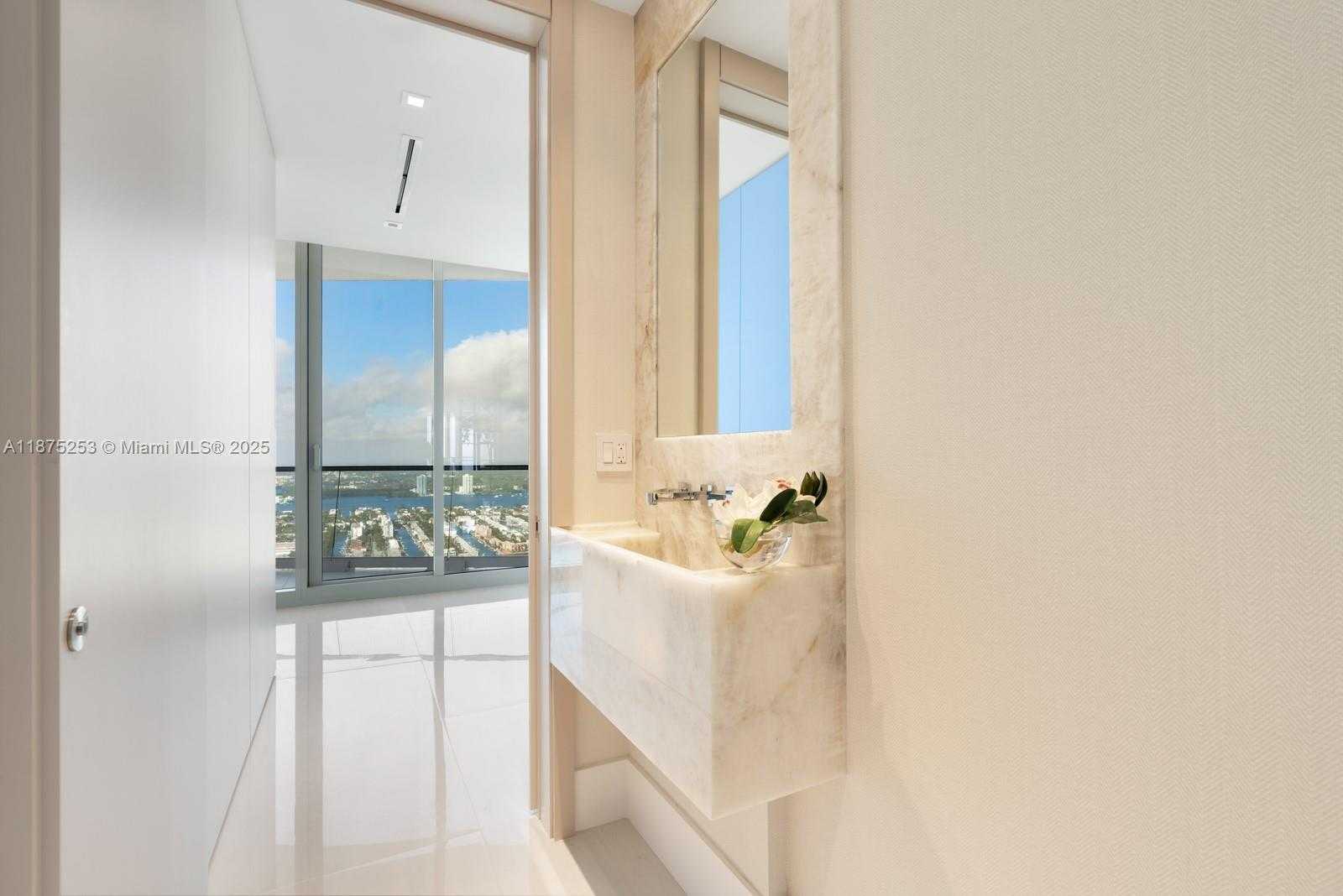 Small Image of 16901 COLLINS AVE #5105, Sunny Isles Beach Number 26