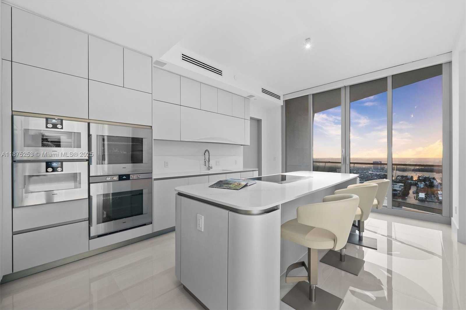 Small Image of 16901 COLLINS AVE #5105, Sunny Isles Beach Number 33