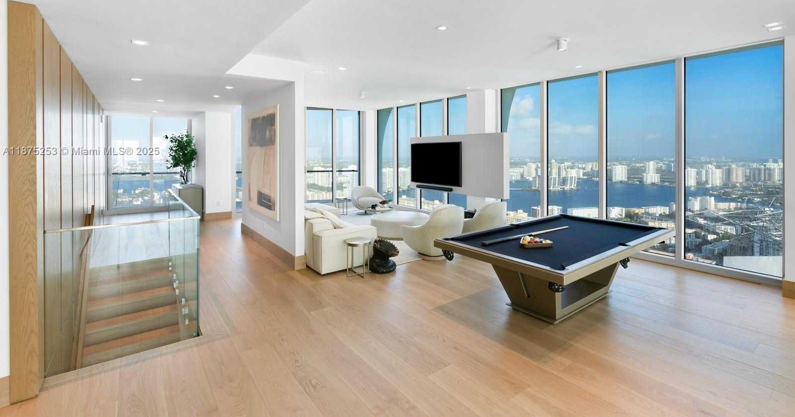 Small Image of 16901 COLLINS AVE #5105, Sunny Isles Beach Number 4