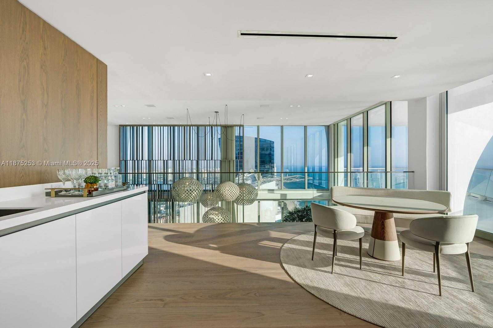 Small Image of 16901 COLLINS AVE #5105, Sunny Isles Beach Number 6