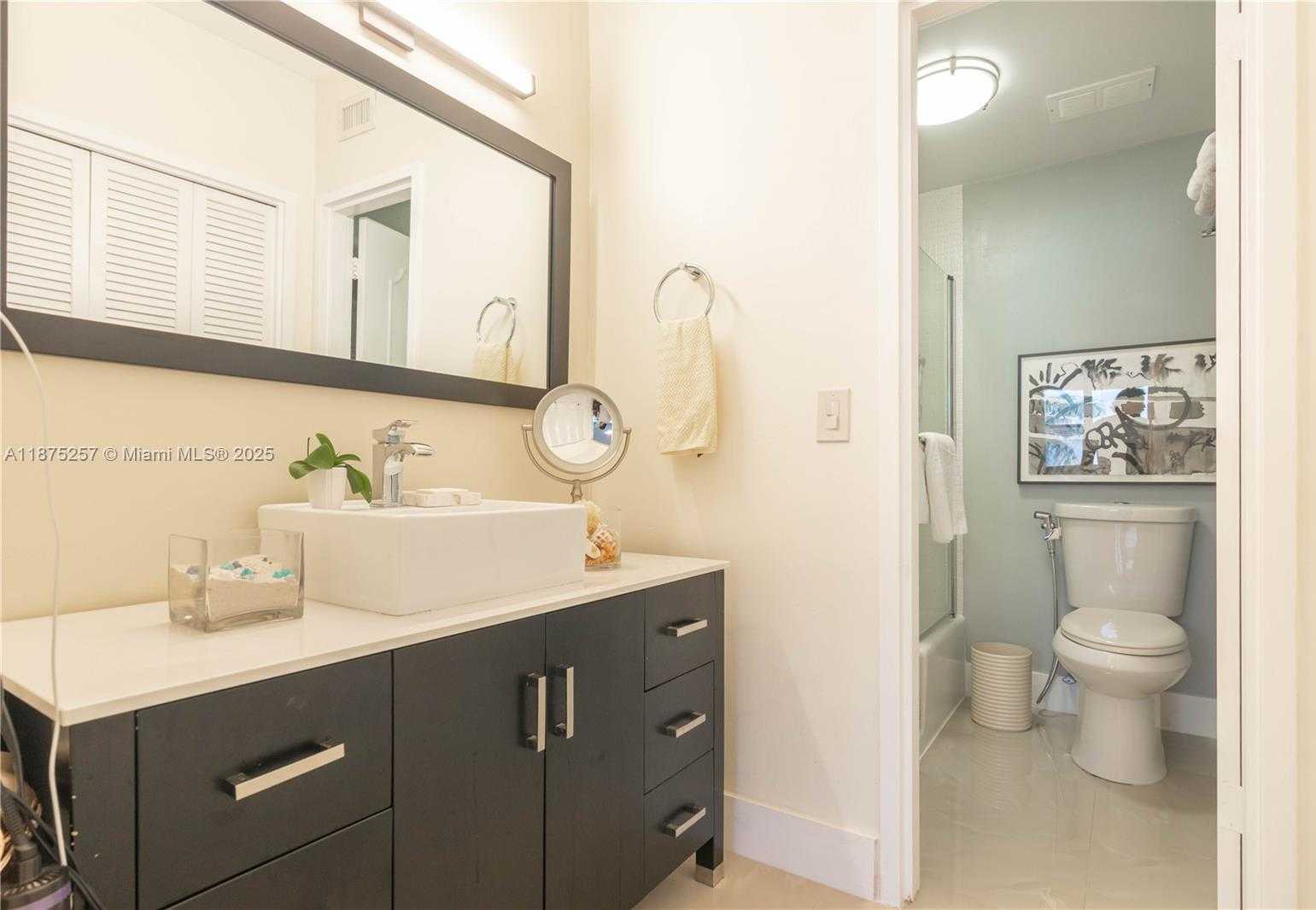 Small Image of 9381 EAST BAY HARBOR DR #501S, Bay Harbor Islands Number 12