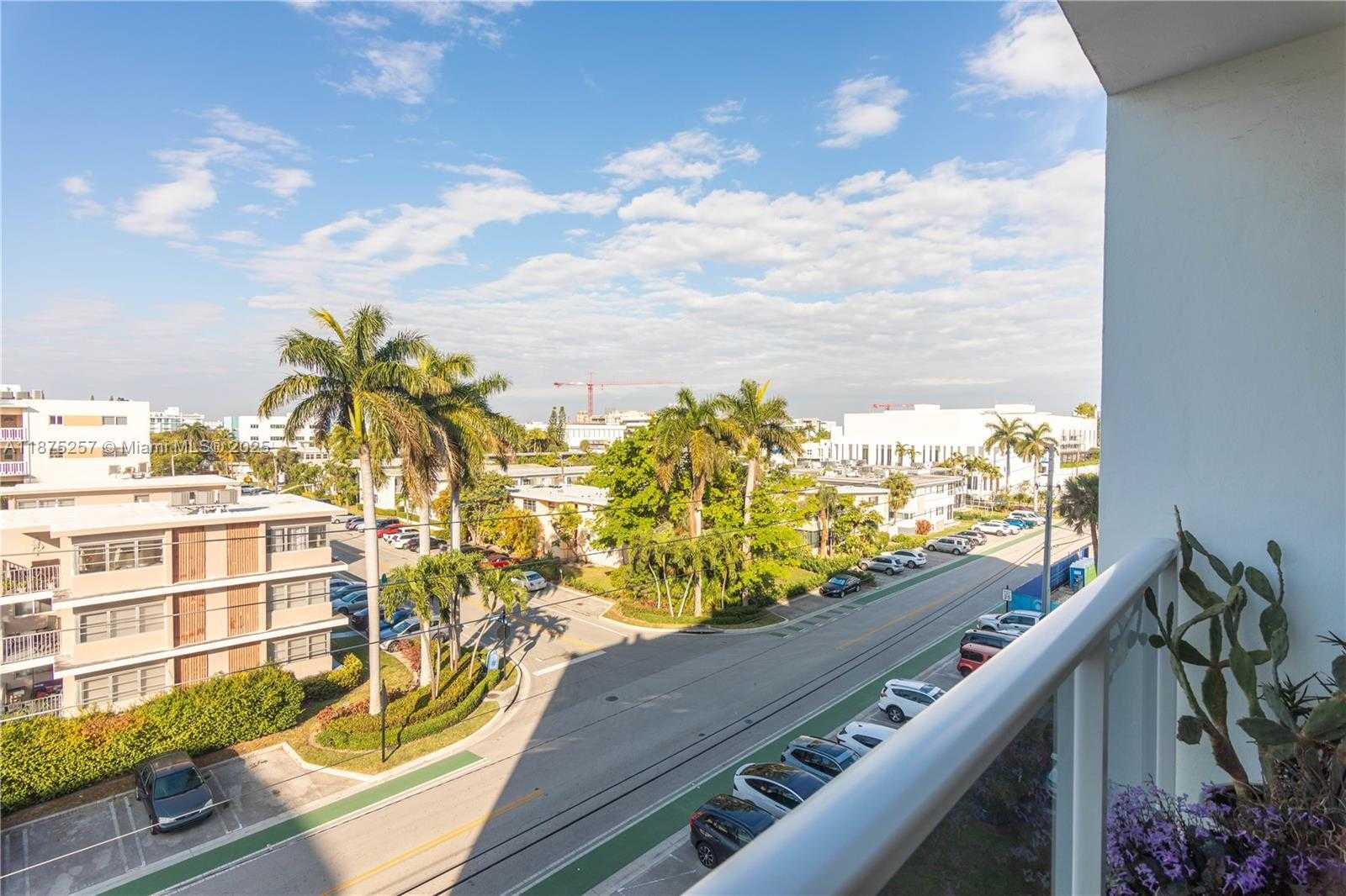Small Image of 9381 EAST BAY HARBOR DR #501S, Bay Harbor Islands Number 19