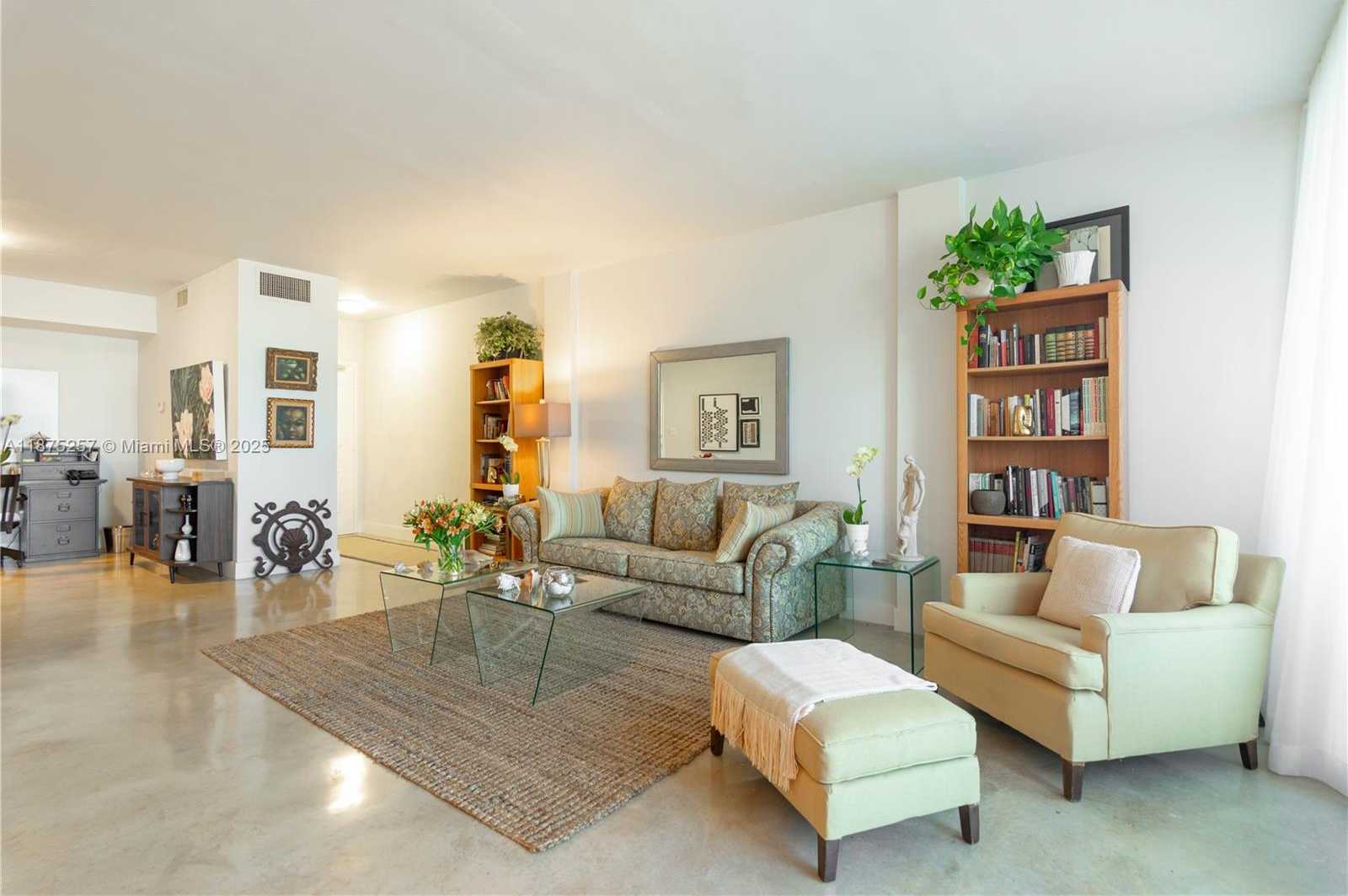 Small Image of 9381 EAST BAY HARBOR DR #501S, Bay Harbor Islands Number 4