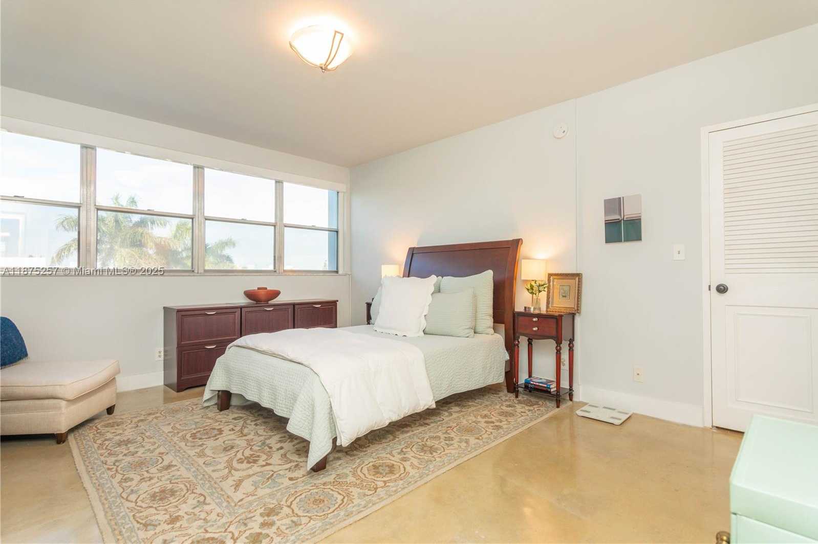 Small Image of 9381 EAST BAY HARBOR DR #501S, Bay Harbor Islands Number 7