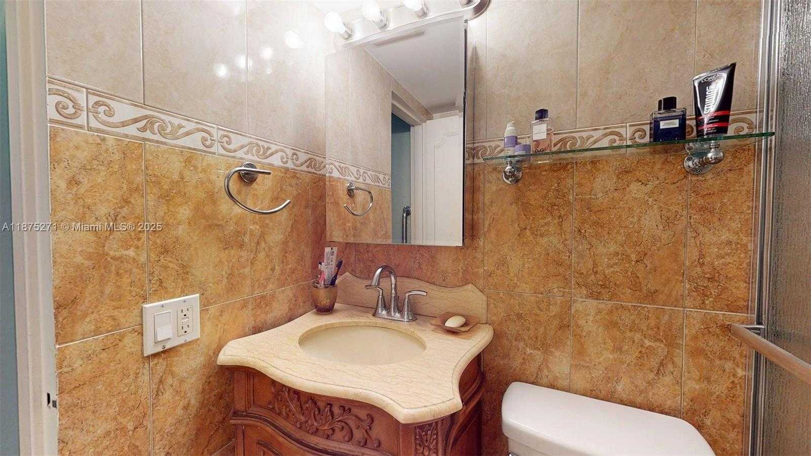 Small Image of 1936 SOUTH OCEAN DR #11D, Hallandale Beach Number 10