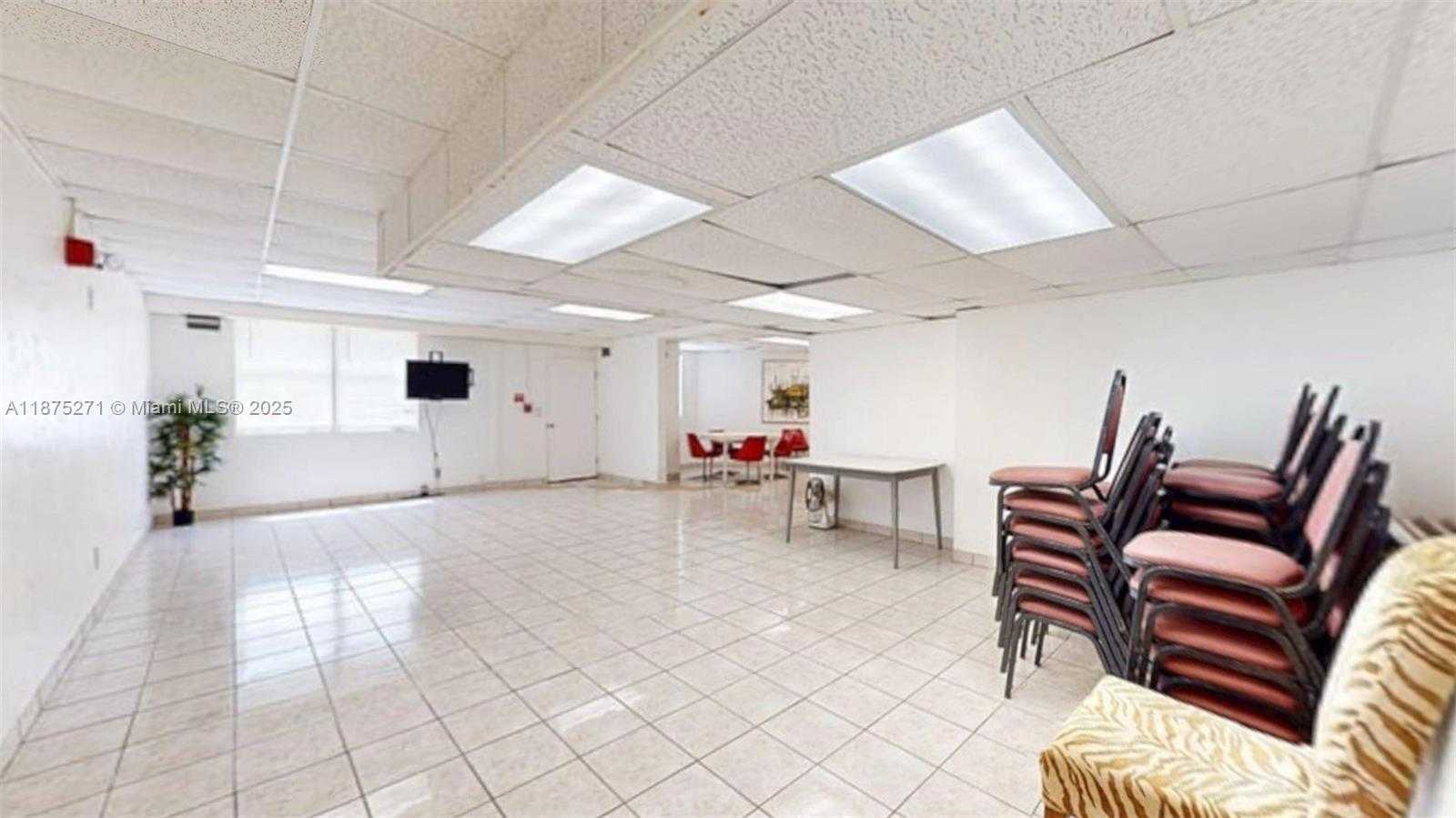 Small Image of 1936 SOUTH OCEAN DR #11D, Hallandale Beach Number 33