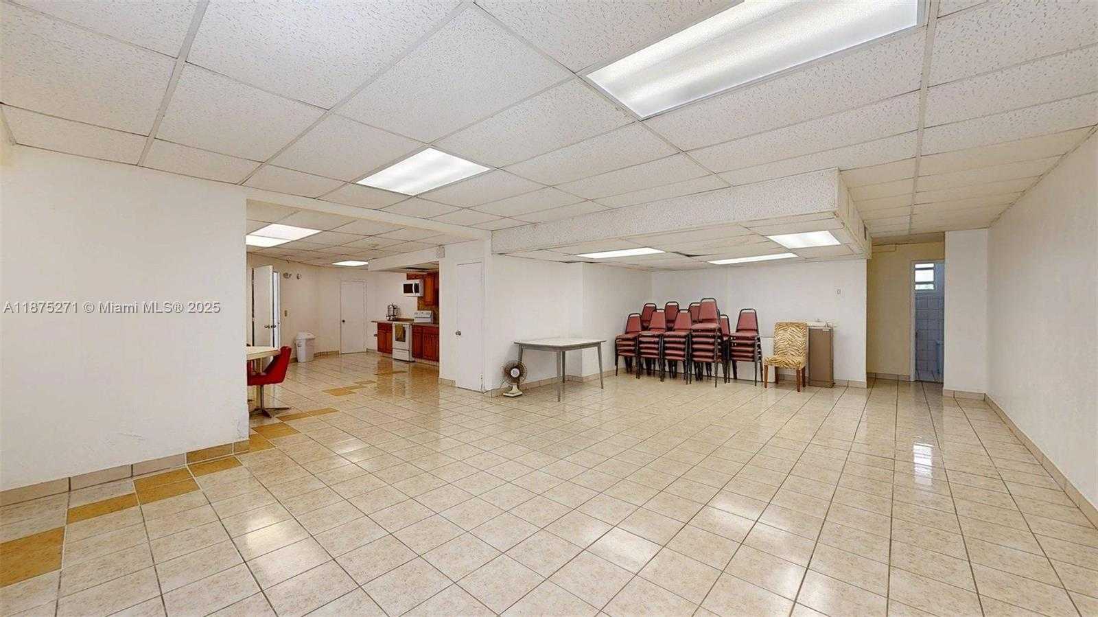 Small Image of 1936 SOUTH OCEAN DR #11D, Hallandale Beach Number 34