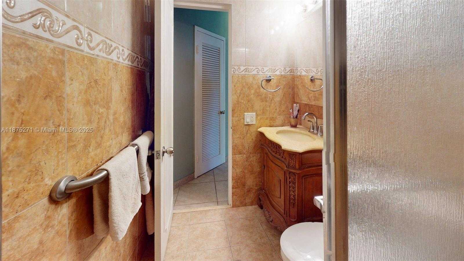 Small Image of 1936 SOUTH OCEAN DR #11D, Hallandale Beach Number 38