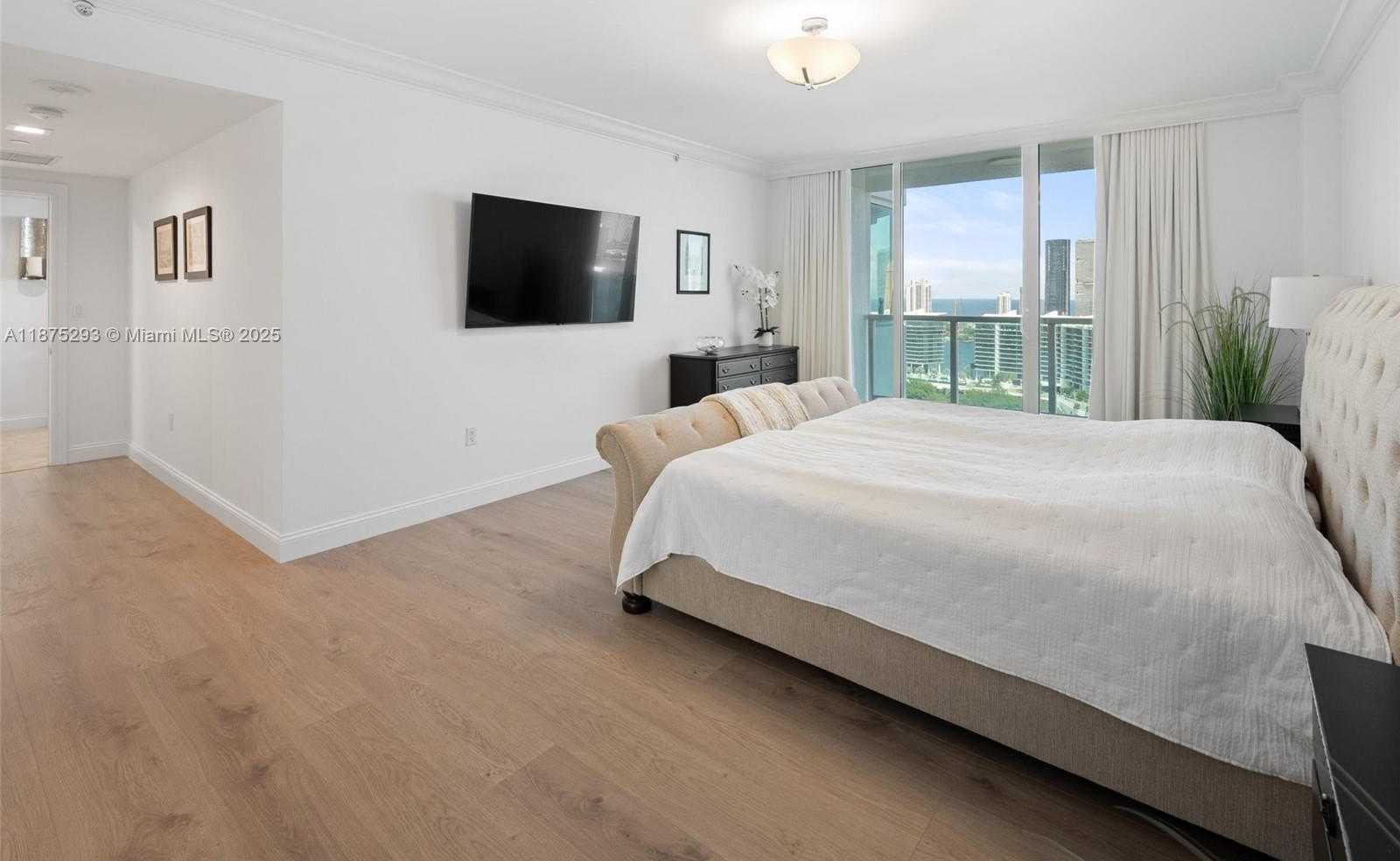 Small Image of 3201 NORTH EAST 183RD ST #2608, Aventura Number 11