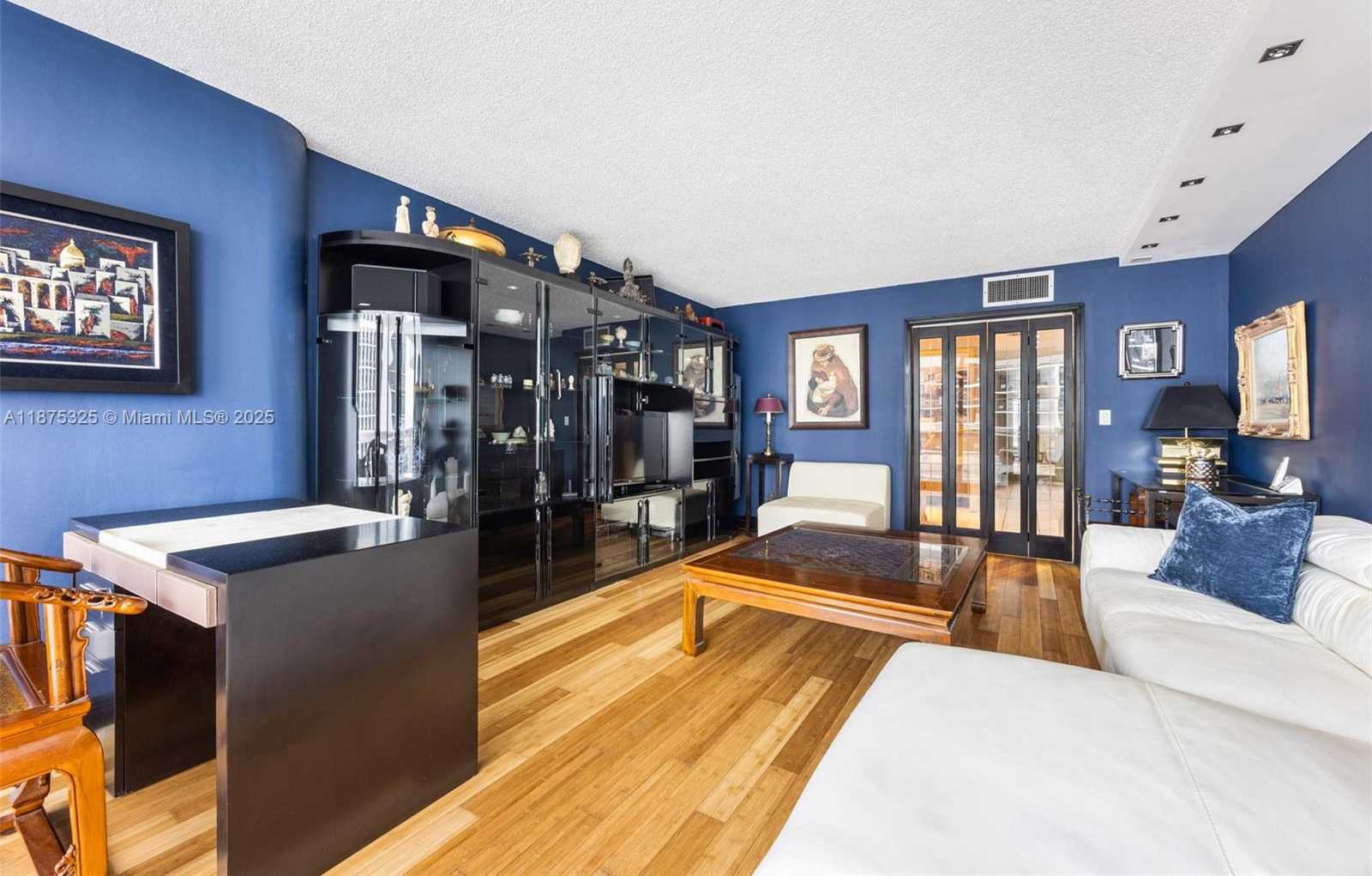 Small Image of 1717 NORTH BAYSHORE DR #A-3042, Miami Number 12