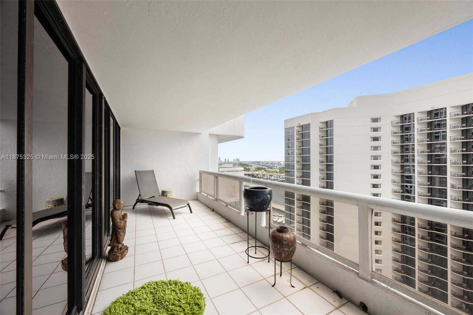 Small Image of 1717 NORTH BAYSHORE DR #A-3042, Miami Number 21