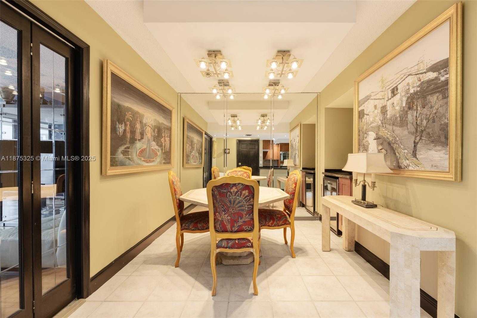 Small Image of 1717 NORTH BAYSHORE DR #A-3042, Miami Number 5