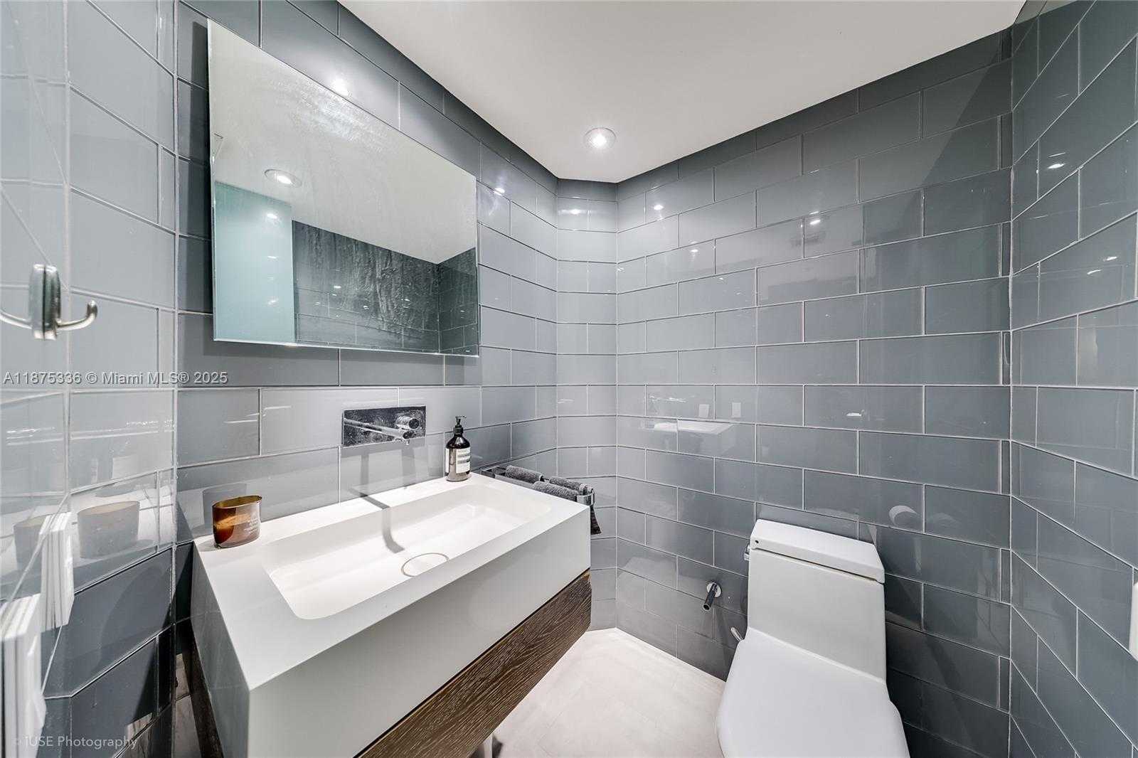 Small Image of 701 BRICKELL KEY BLVD #503, Miami Number 15