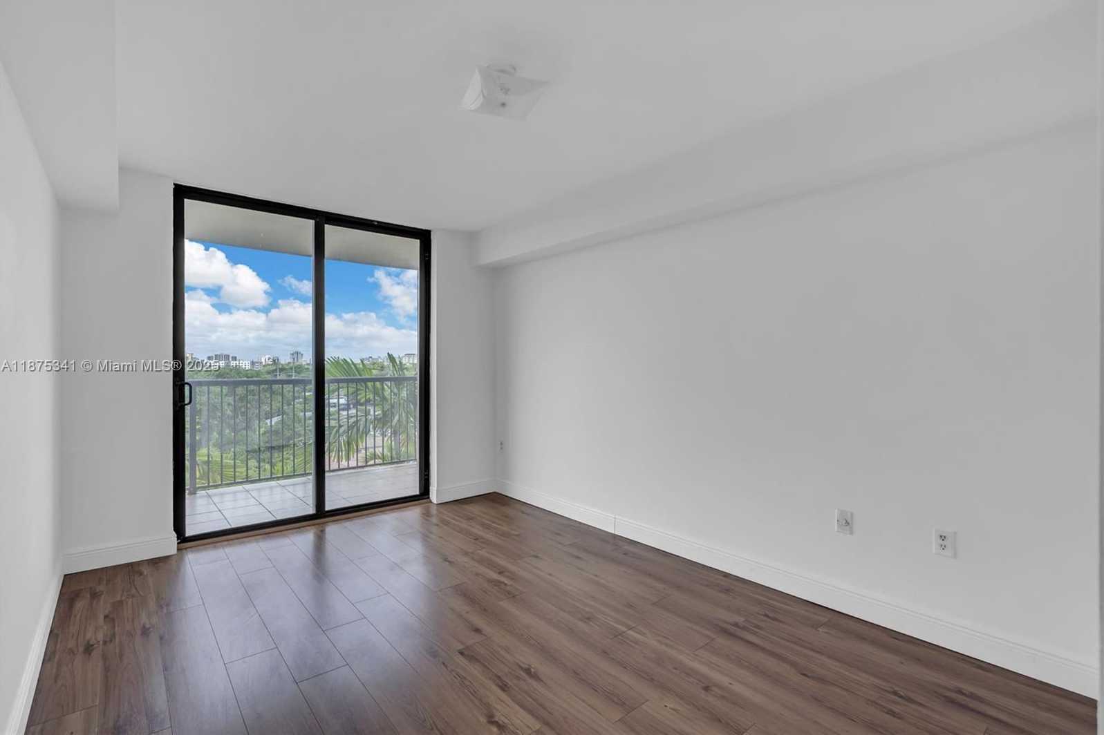 Small Image of 1690 SOUTH WEST 27TH AVE #608, Miami Number 17