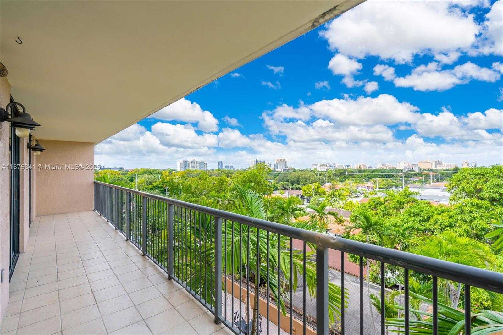 Small Image of 1690 SOUTH WEST 27TH AVE #608, Miami Number 21