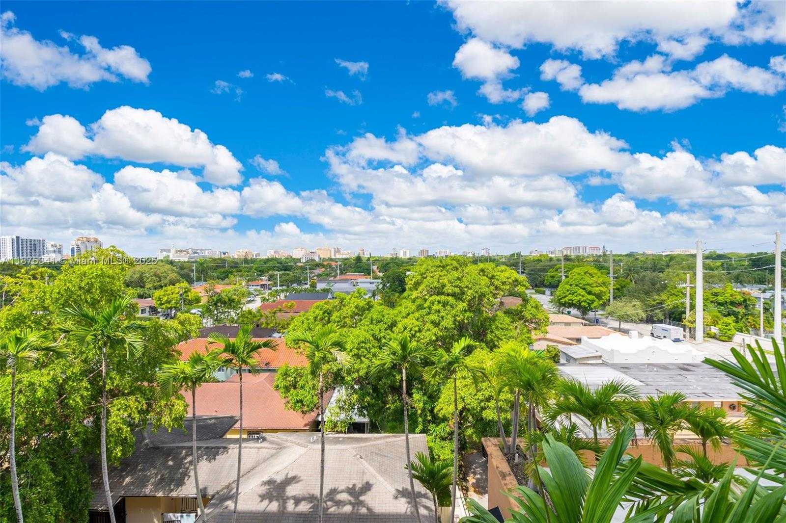 Small Image of 1690 SOUTH WEST 27TH AVE #608, Miami Number 24