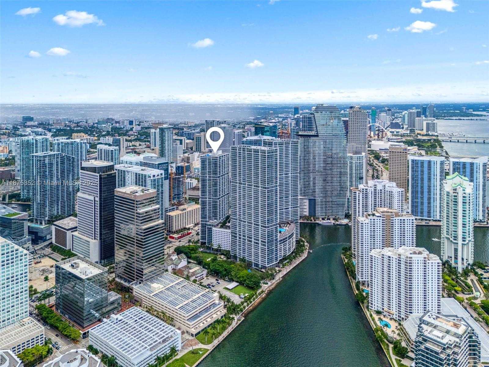 Small Image of 485 BRICKELL AVENUE #4902, Miami Number 31