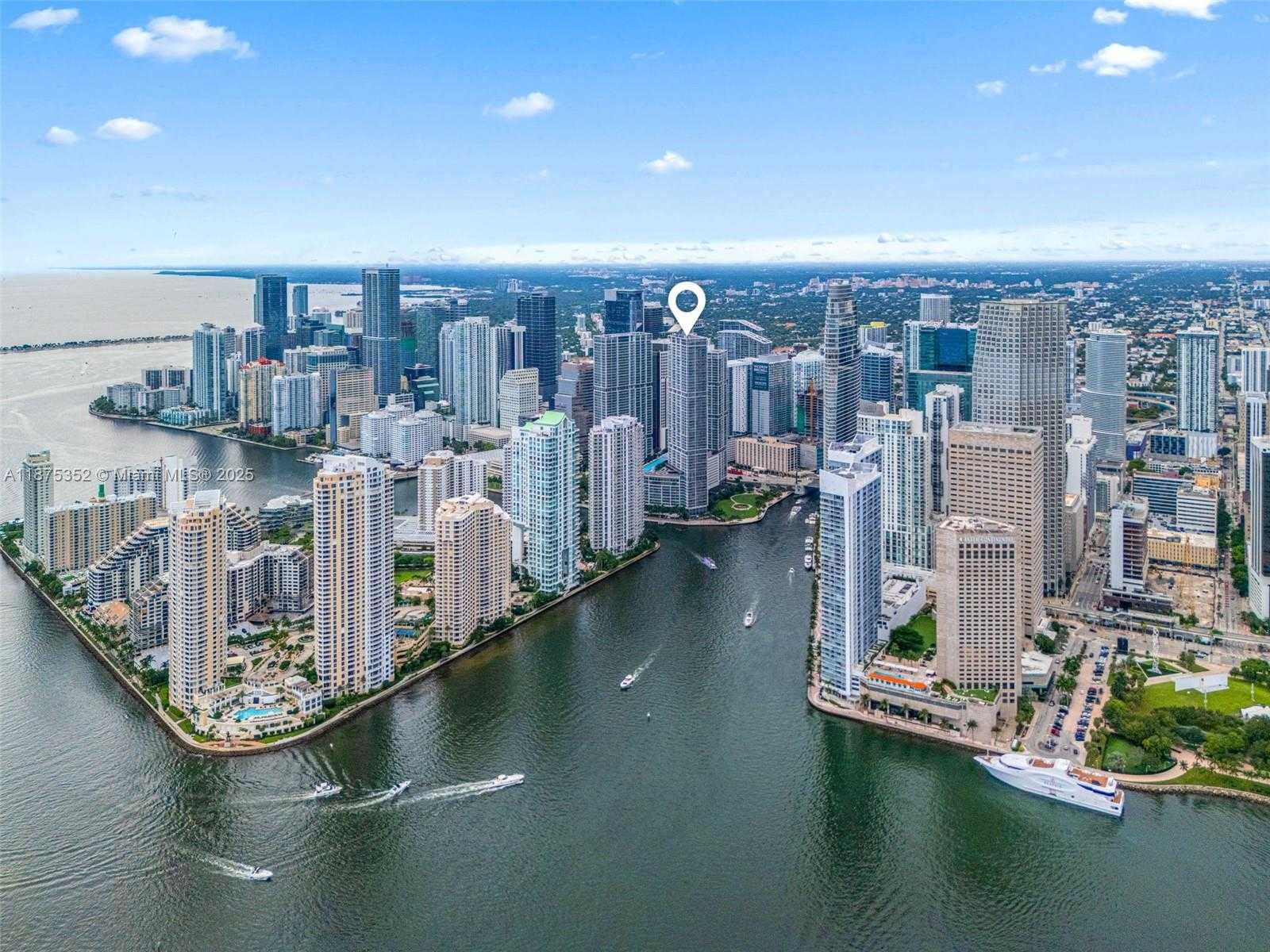 Small Image of 485 BRICKELL AVENUE #4902, Miami Number 33