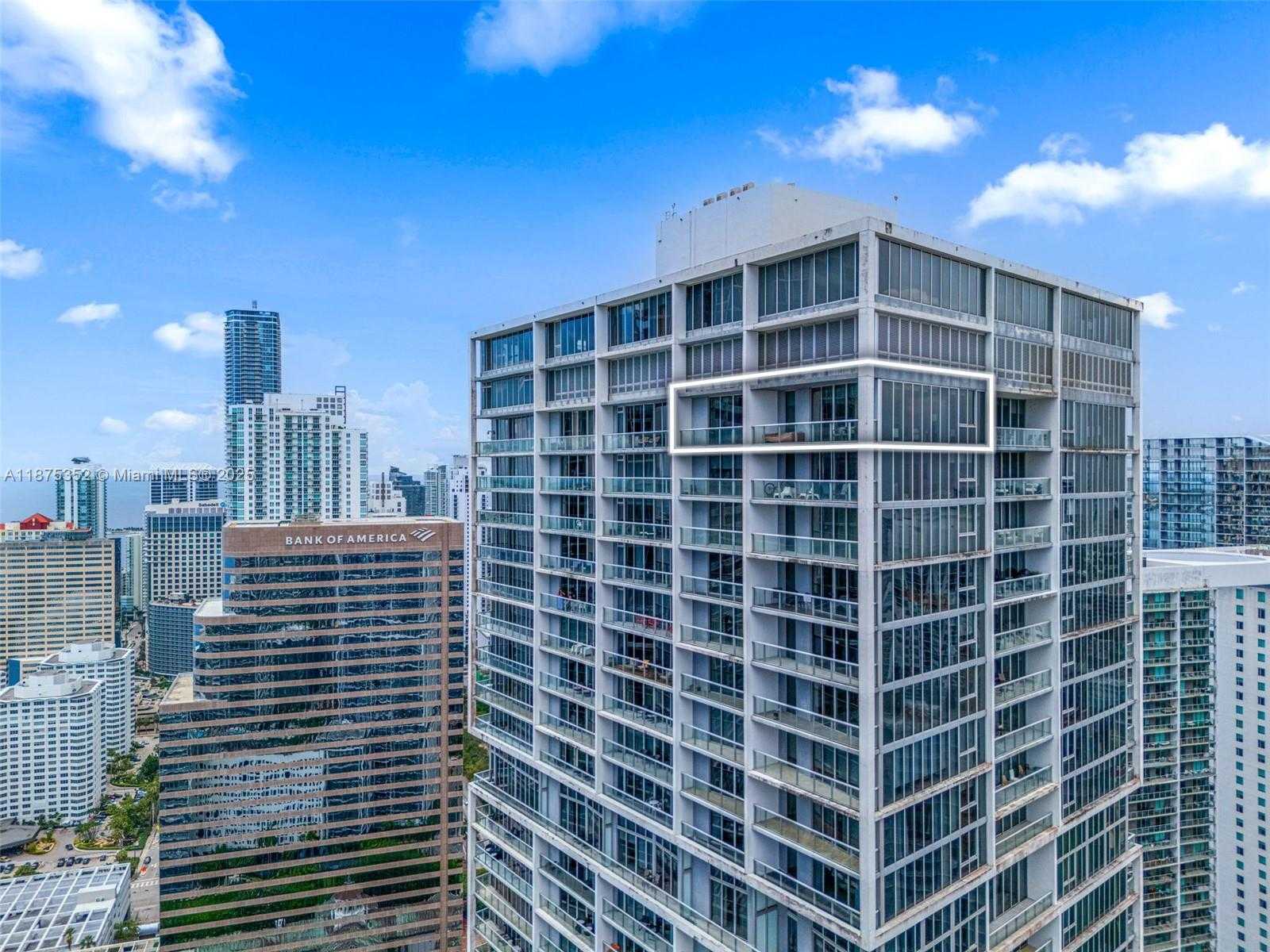 Small Image of 485 BRICKELL AVENUE #4902, Miami Number 39
