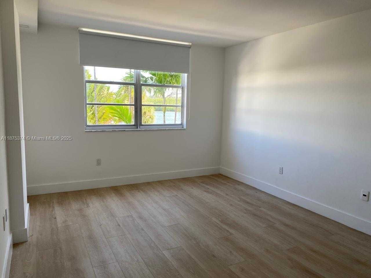 Small Image of 500 BAYVIEW DR #230, Sunny Isles Beach Number 20