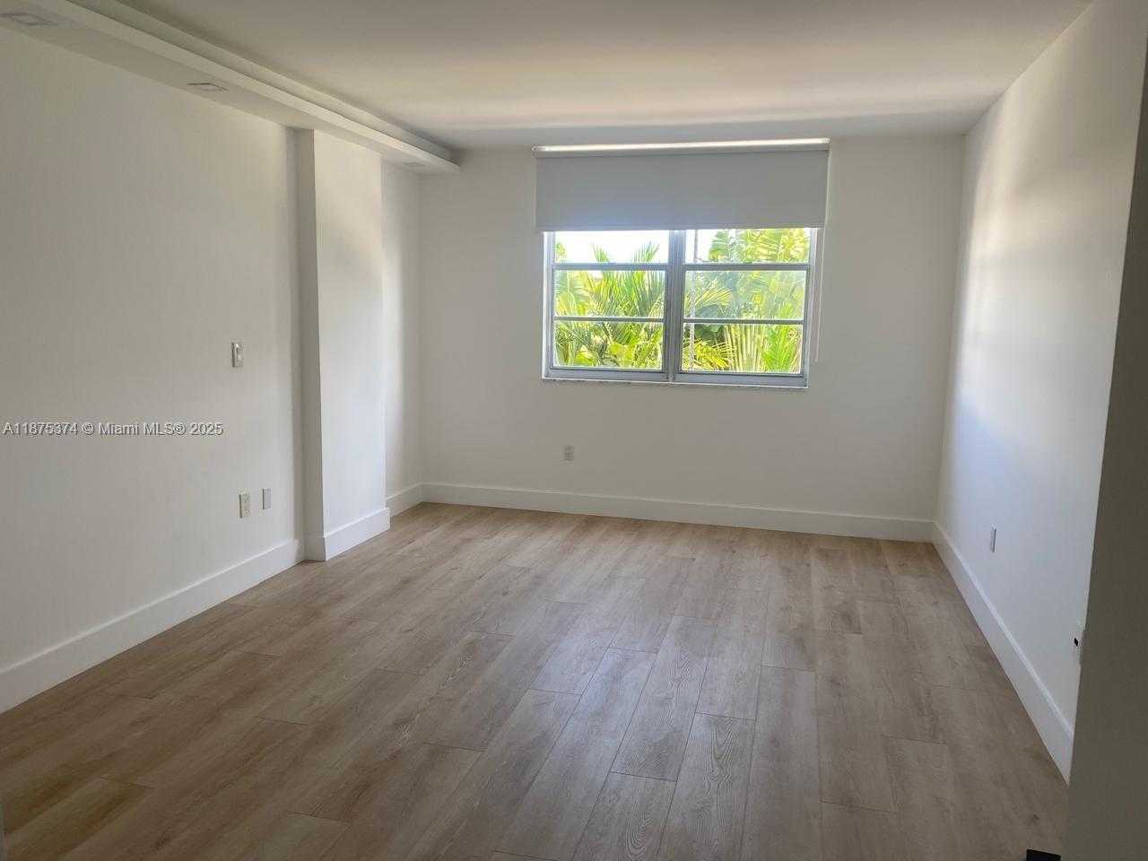 Small Image of 500 BAYVIEW DR #230, Sunny Isles Beach Number 21