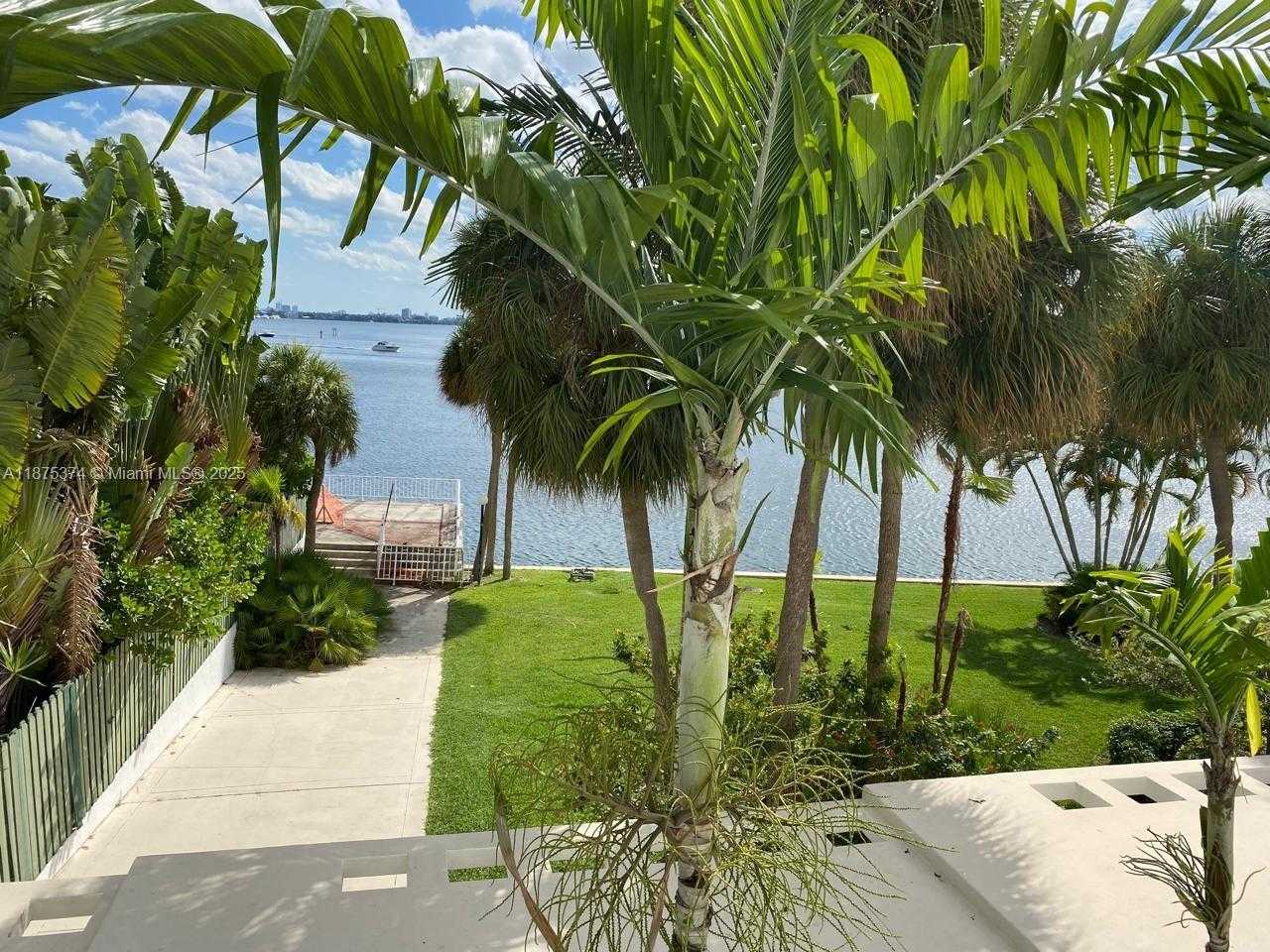 Small Image of 500 BAYVIEW DR #230, Sunny Isles Beach Number 31