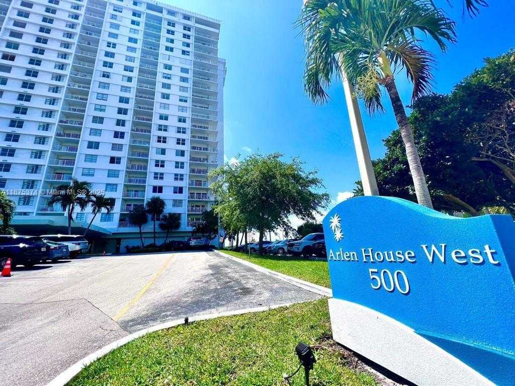 Small Image of 500 BAYVIEW DR #230, Sunny Isles Beach Number 34