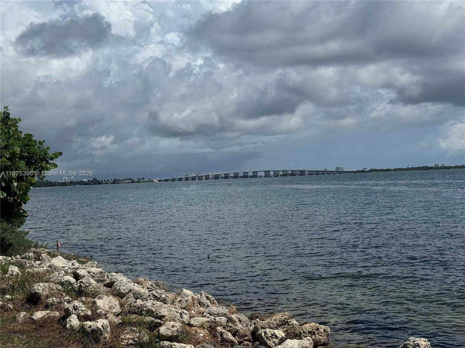 Small Image of 2000 NORTH BAYSHORE DR #126, Miami Number 6