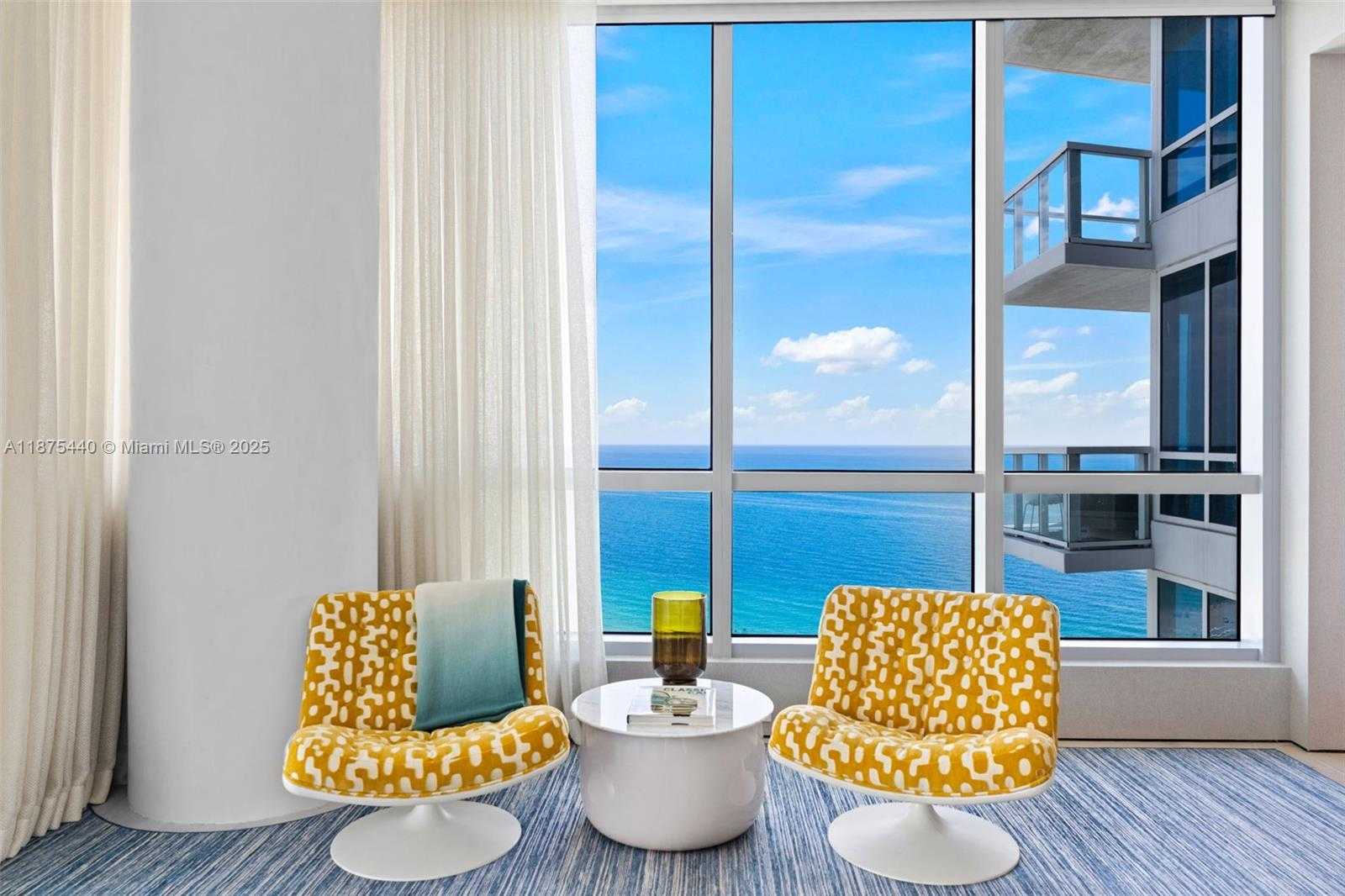 Small Image of 100 SOUTH POINTE DR #2608/2609, Miami Beach Number 21