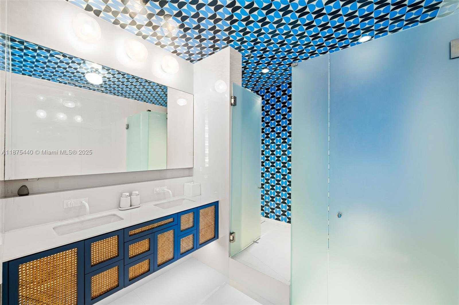 Small Image of 100 SOUTH POINTE DR #2608/2609, Miami Beach Number 22
