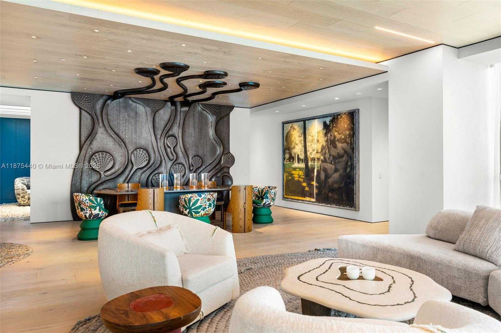 Small Image of 100 SOUTH POINTE DR #2608/2609, Miami Beach Number 7
