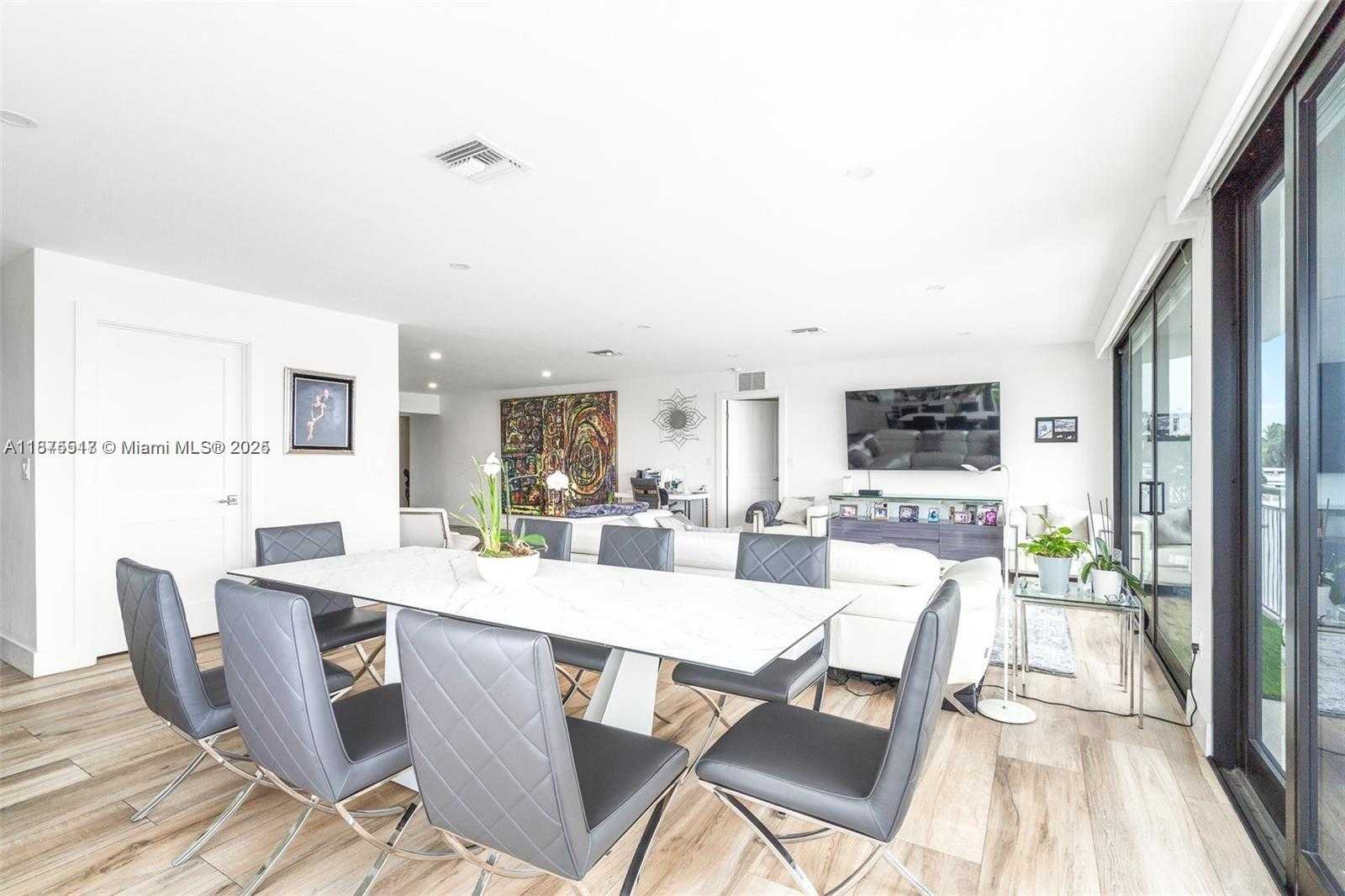 Small Image of 3100 NORTH EAST 48TH ST #312, Fort Lauderdale Number 9
