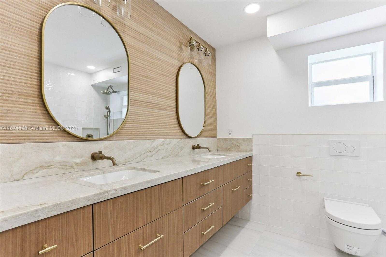 Small Image of 100 EDGEWATER DR #142, Coral Gables Number 33