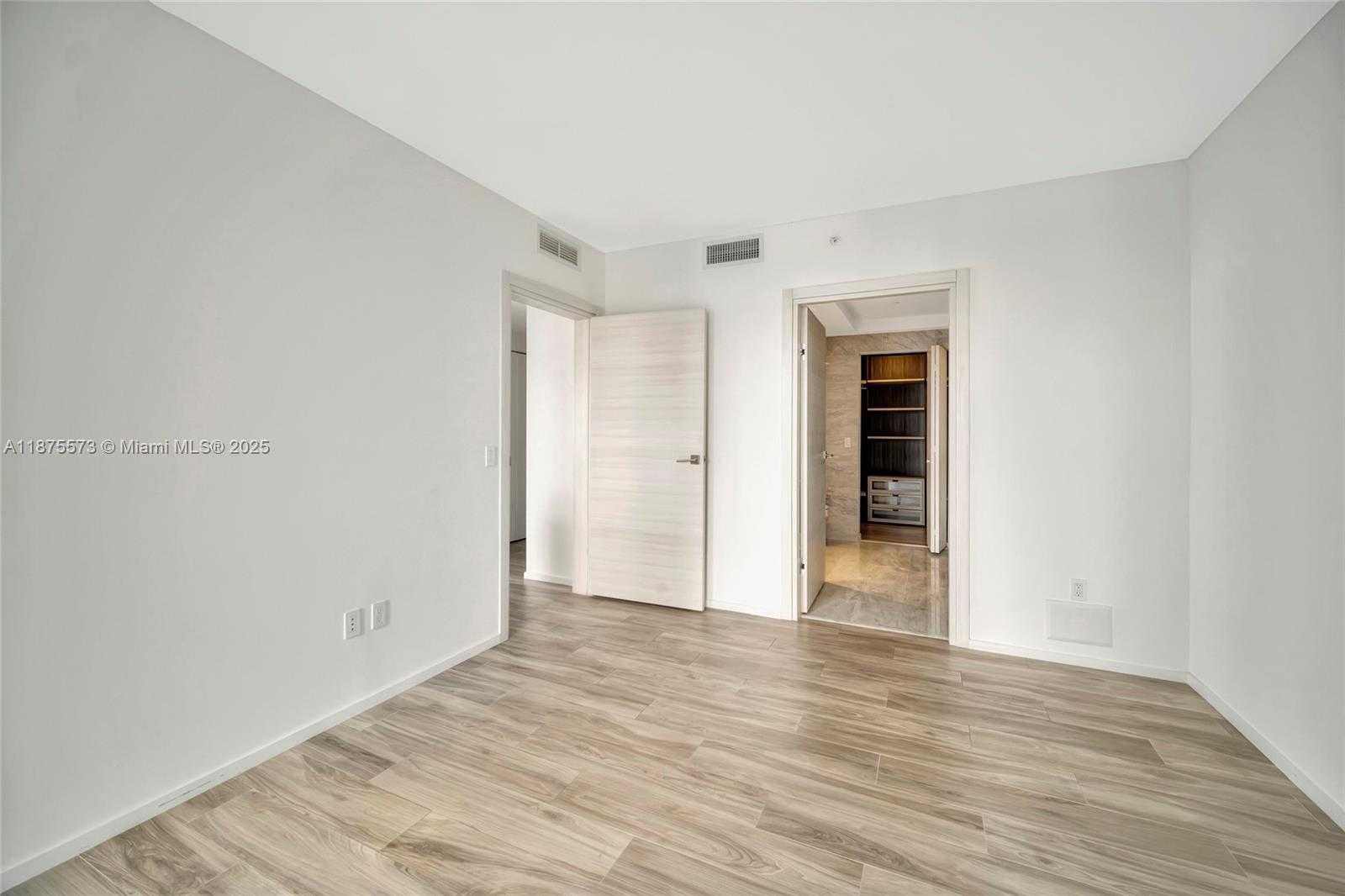 Small Image of 801 SOUTH MIAMI AVE #2909, Miami Number 11