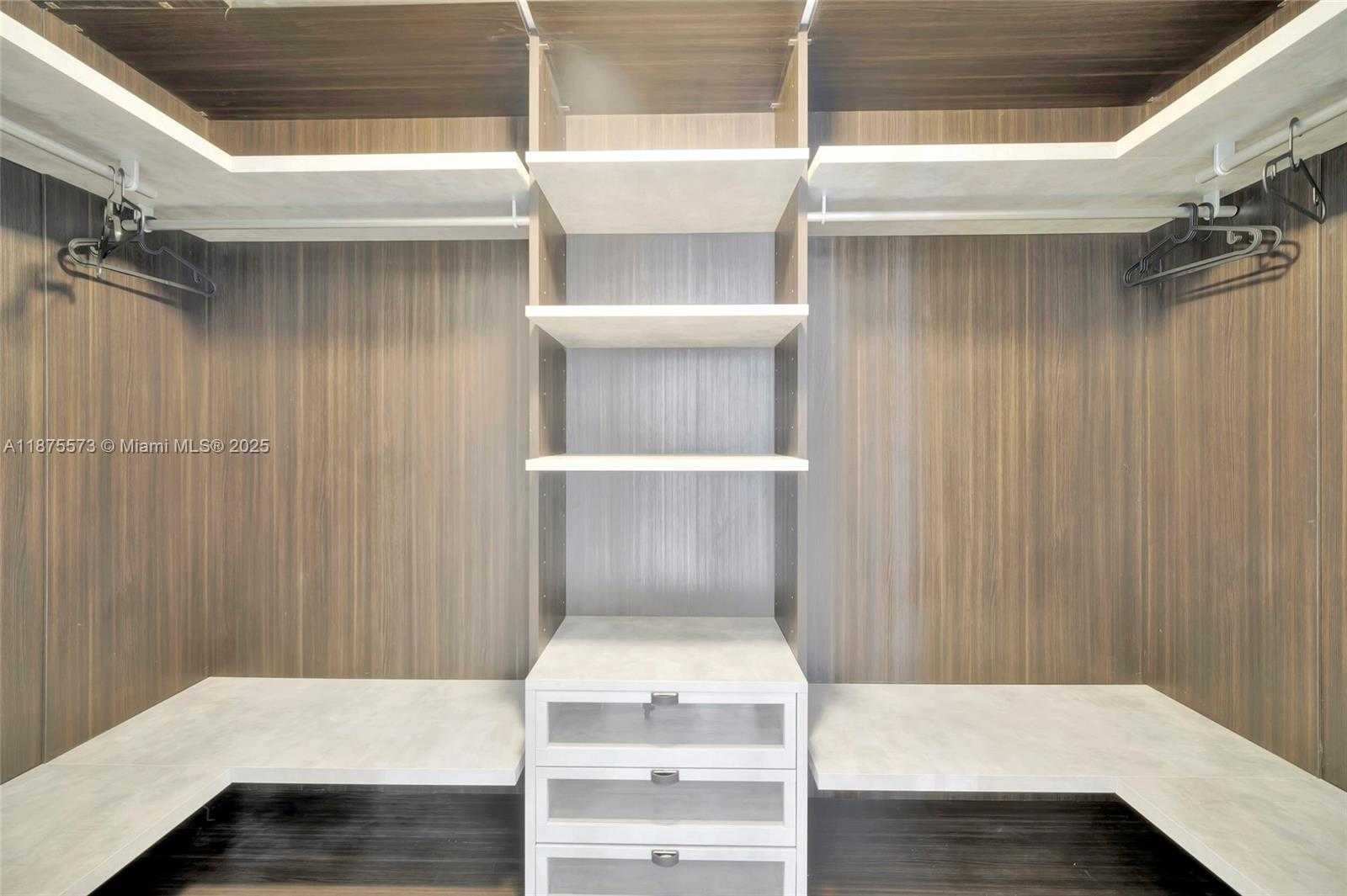 Small Image of 801 SOUTH MIAMI AVE #2909, Miami Number 15